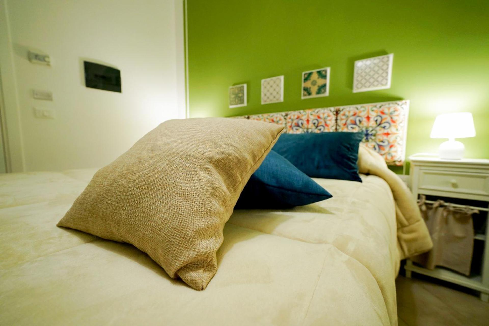 Standard Double Room - Photo 10