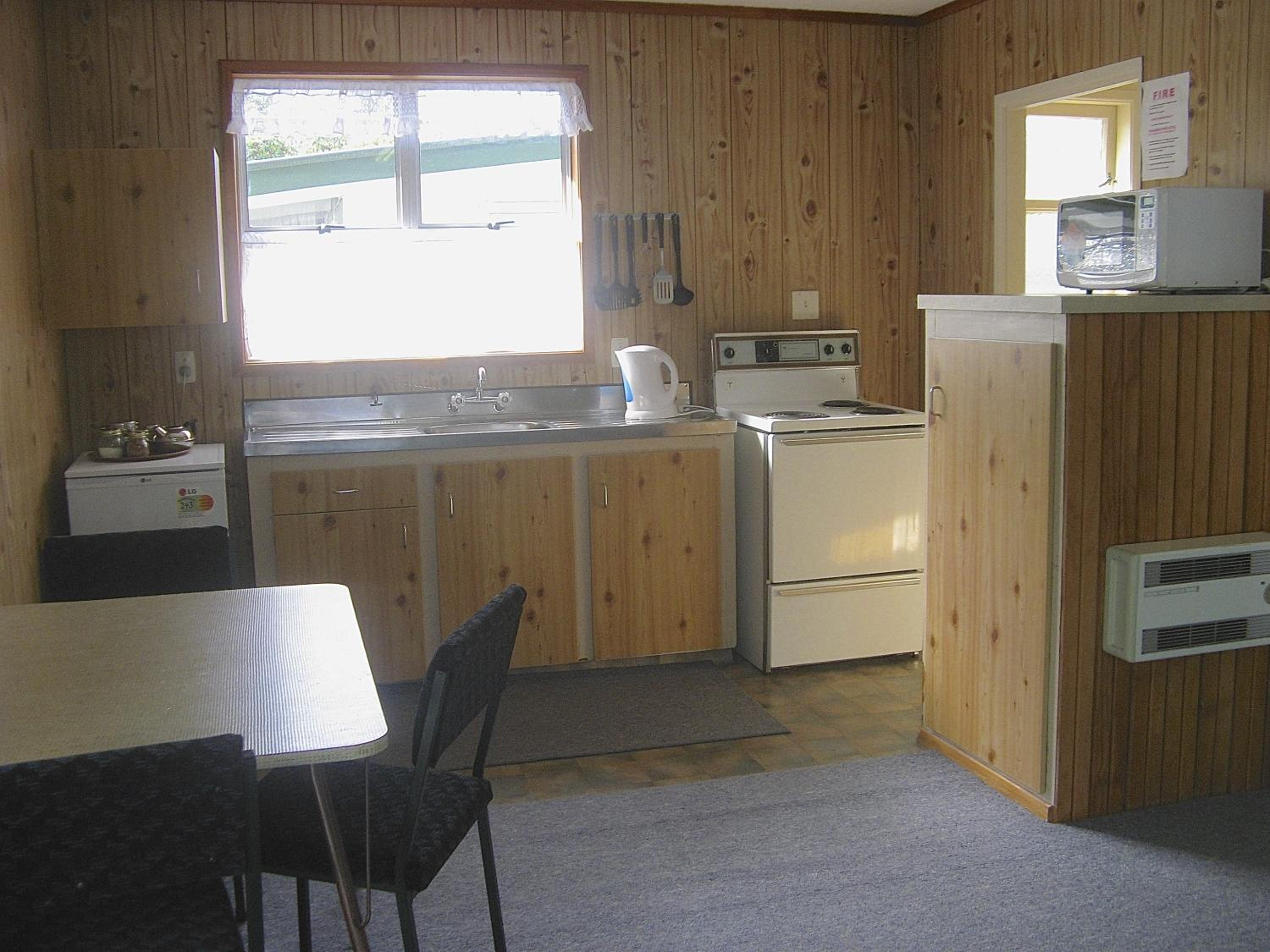 Superior Double or Twin Room - Photo 9