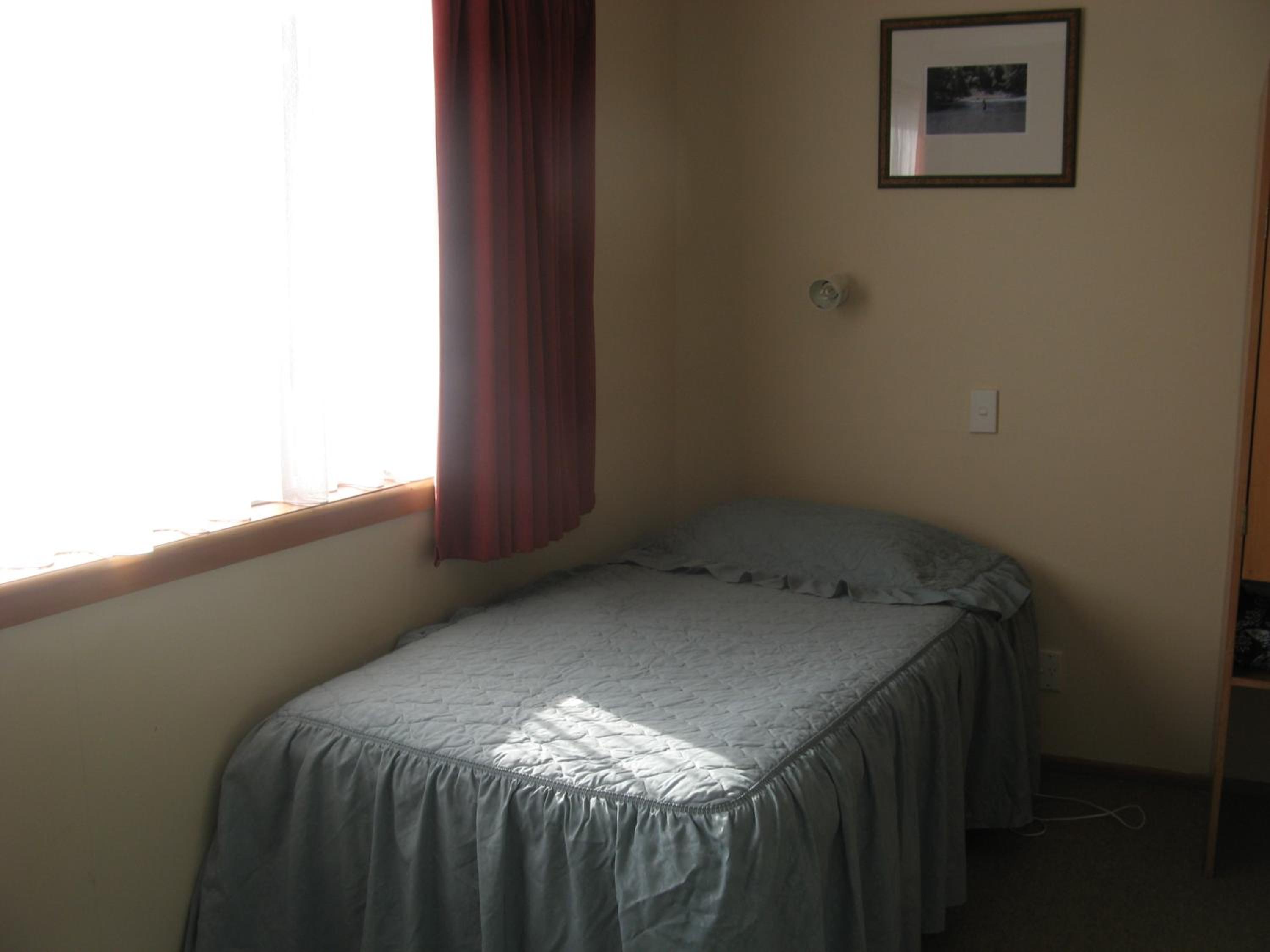 Family Room - Photo 17