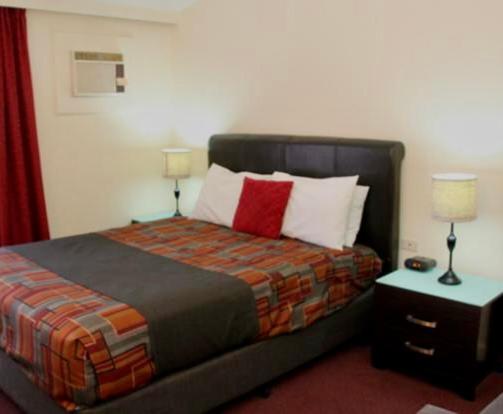 Deluxe Queen Room photo 2