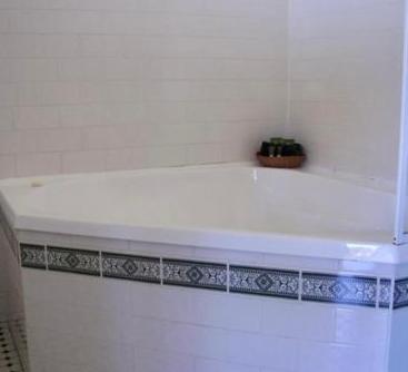 Family Room with Bath photo 3