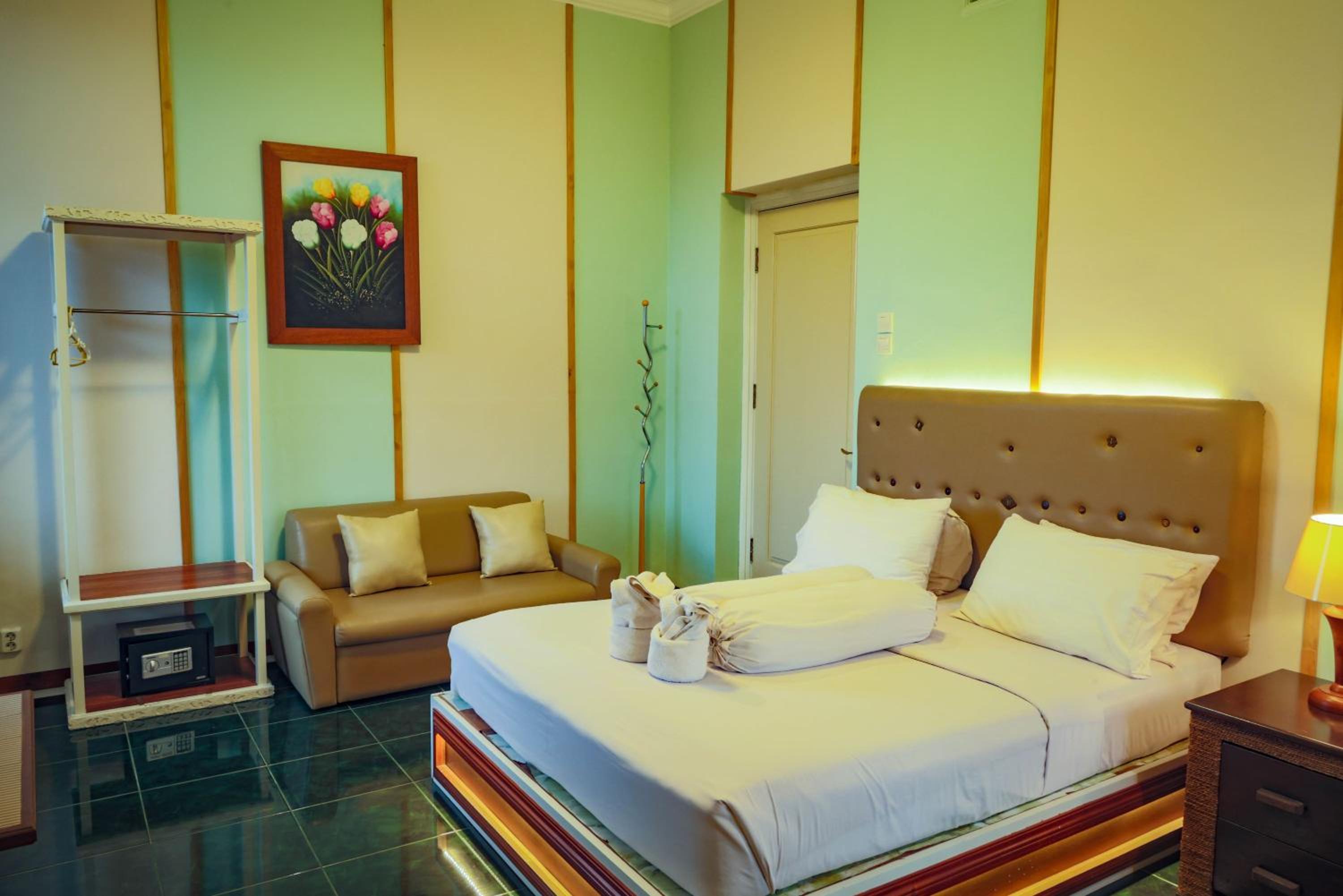 Deluxe Double Room photo 3