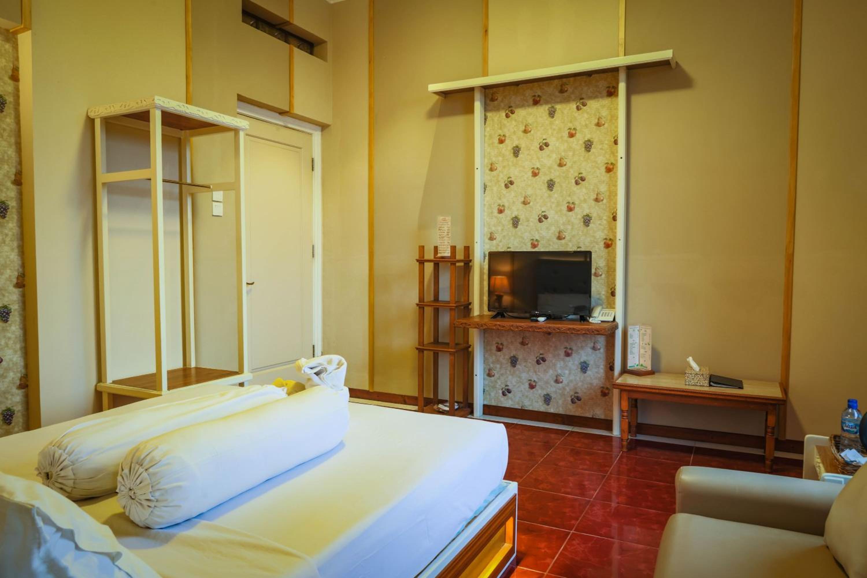 Deluxe Queen Room photo 3