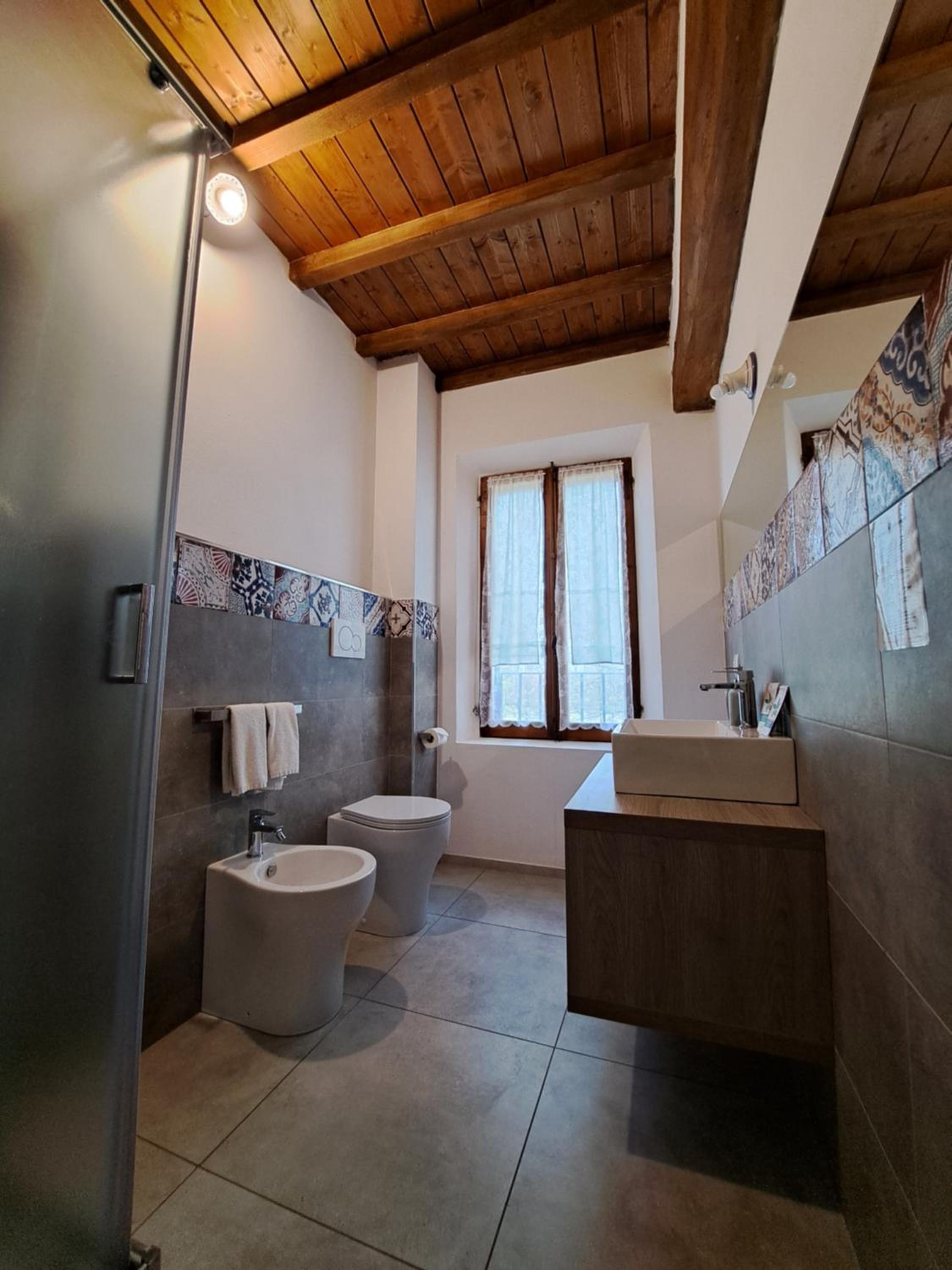 Large Double or Twin Room - Photo 9