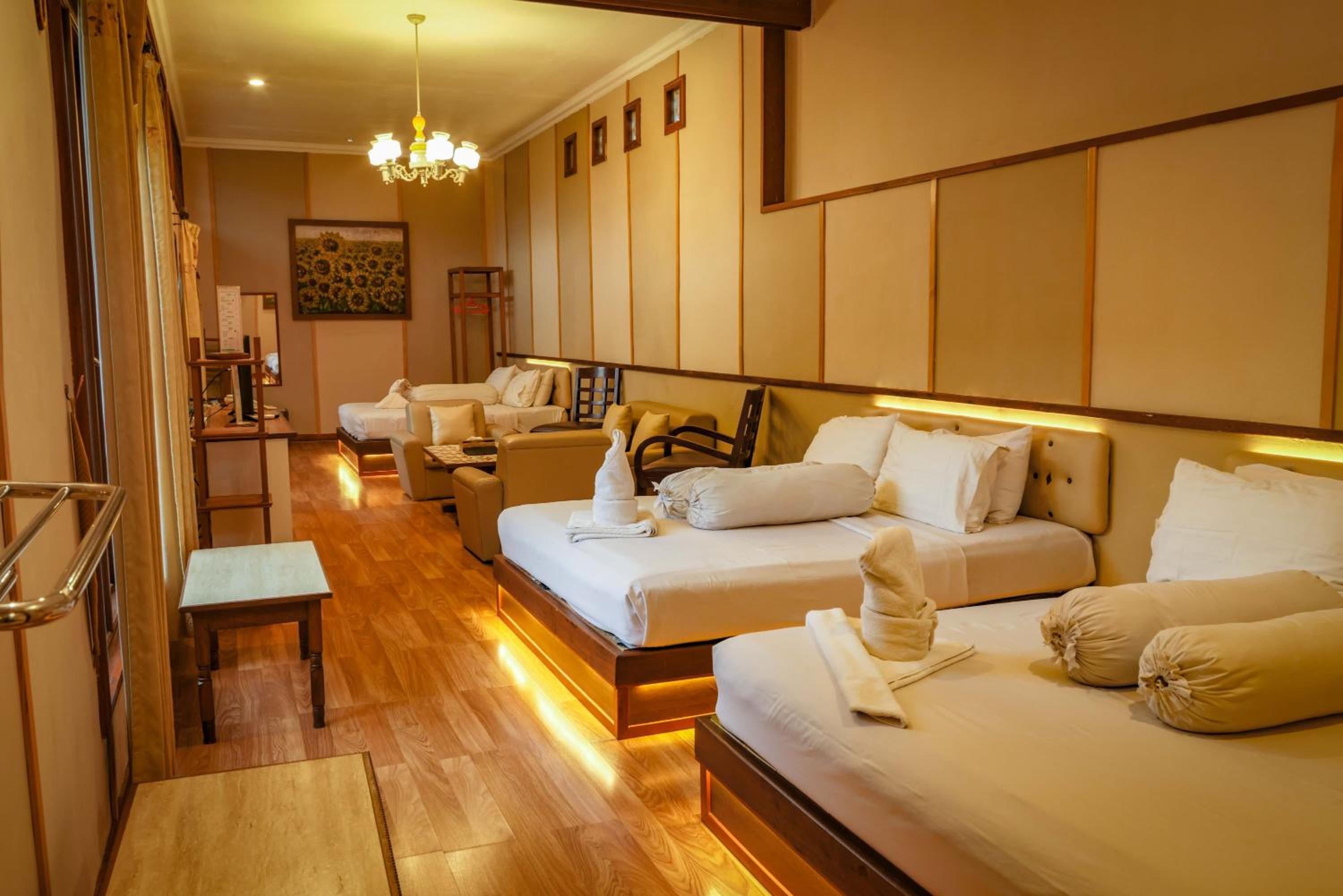 Family Suite photo 3