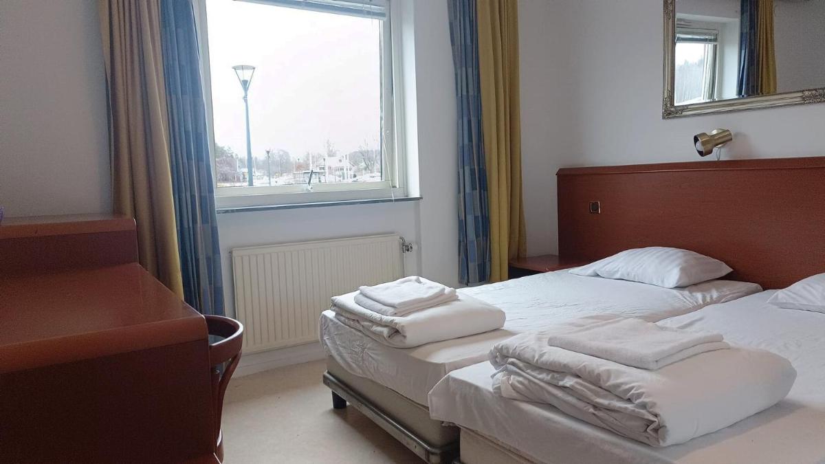 Deluxe Double or Twin Room photo 1