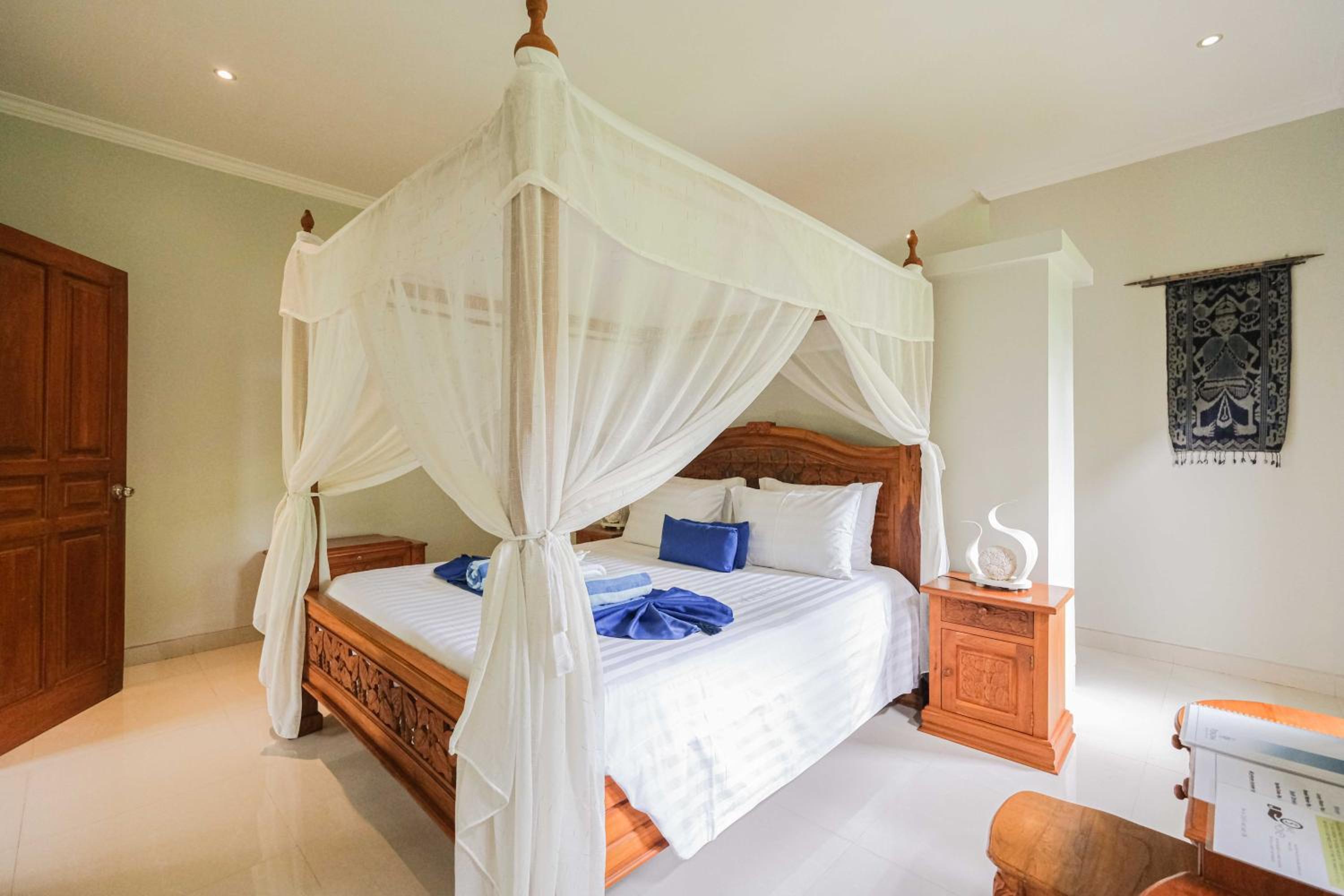 Two-Bedroom Villa - Photo 1