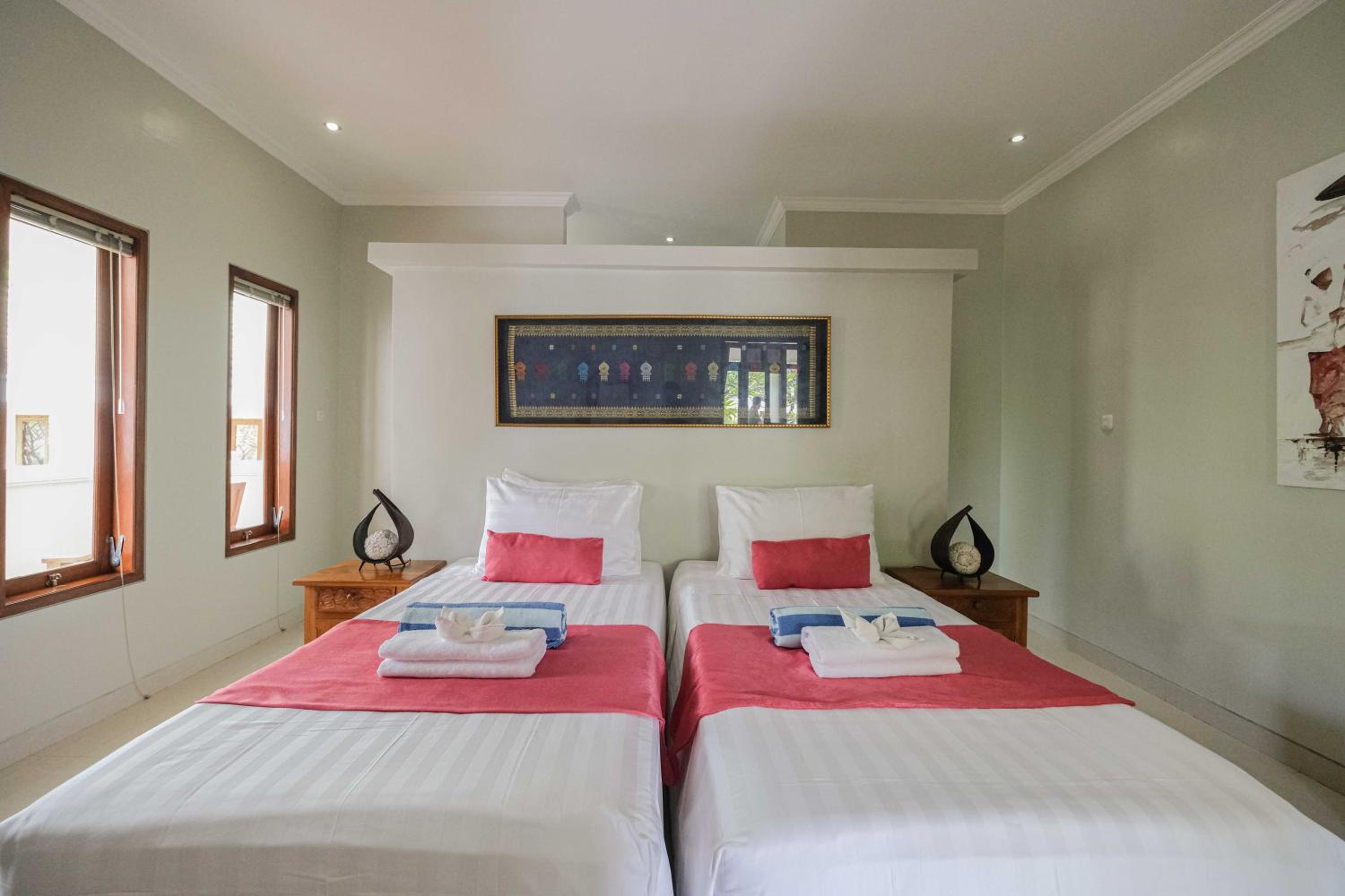 Two-Bedroom Villa - Photo 3