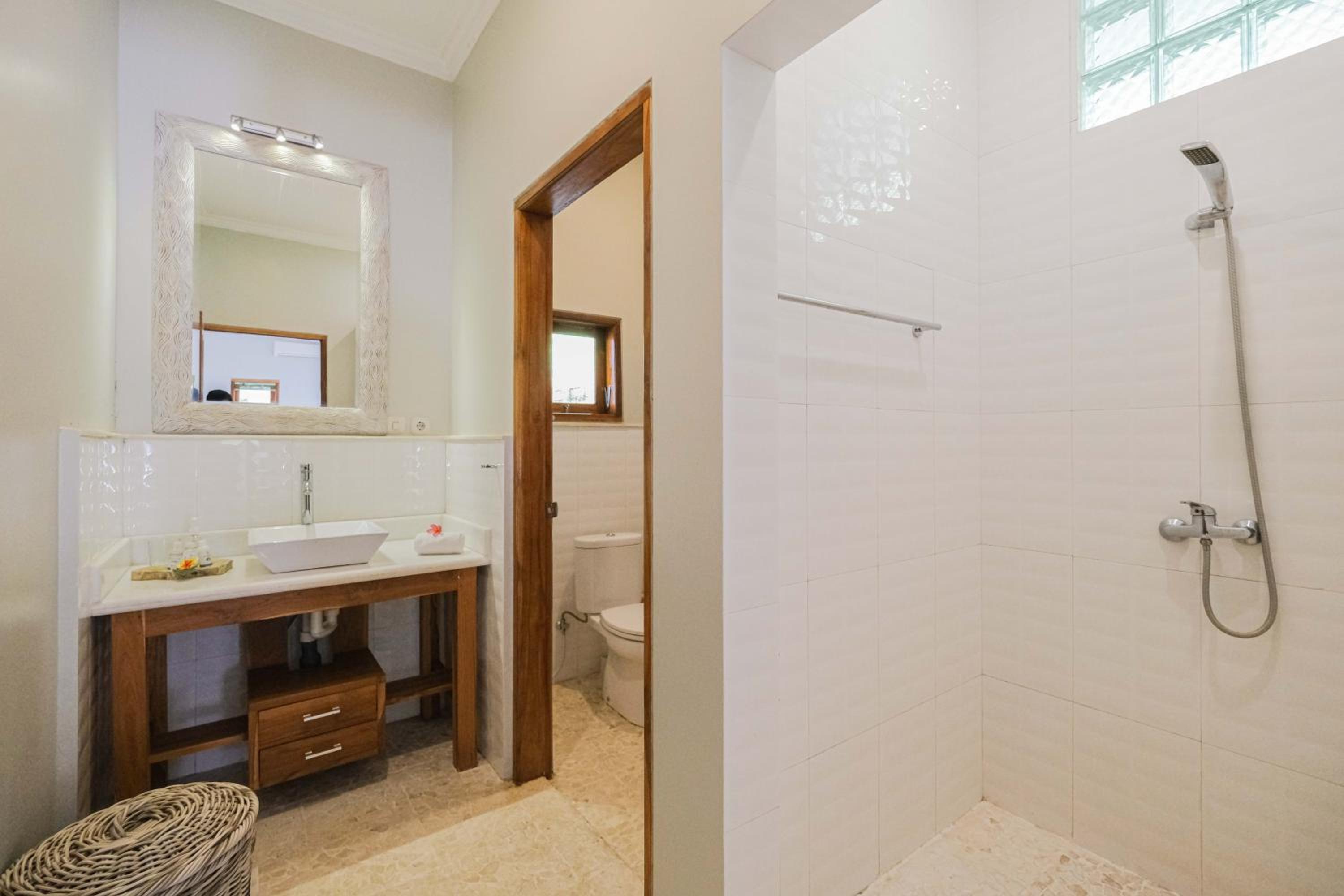 Two-Bedroom Villa - Photo 18