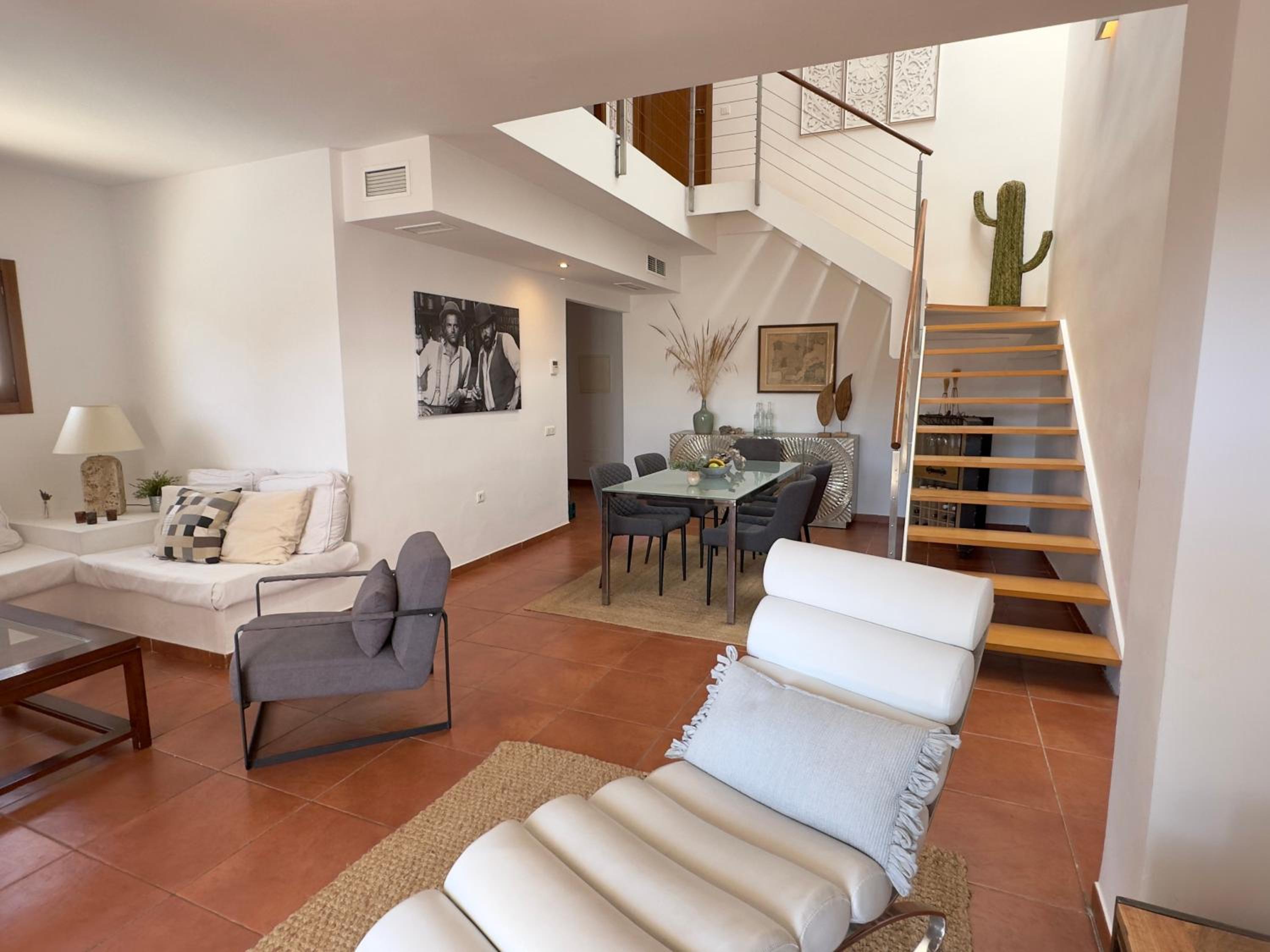 Villa de Tres Habitaciones