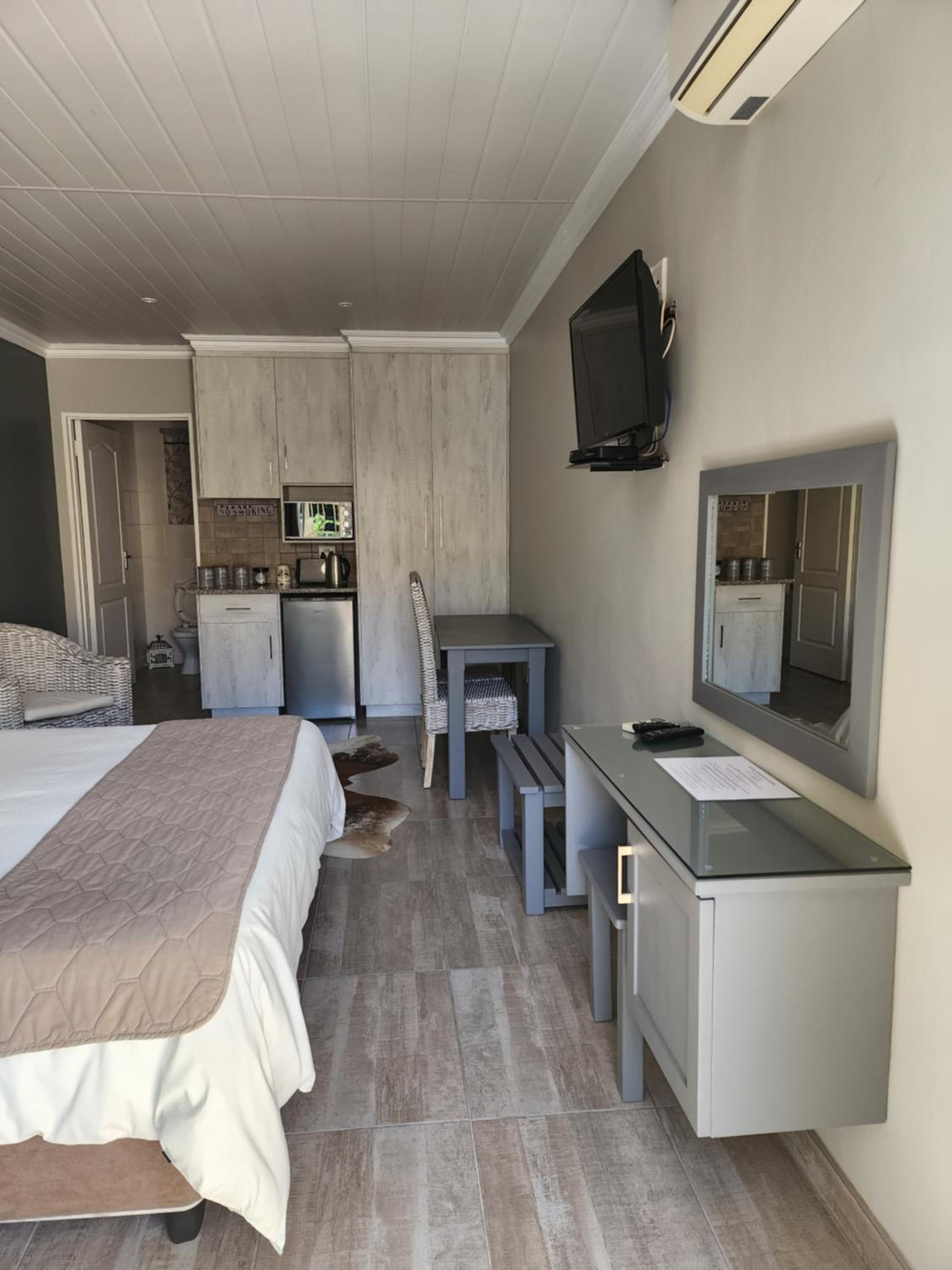 Rose Apartment