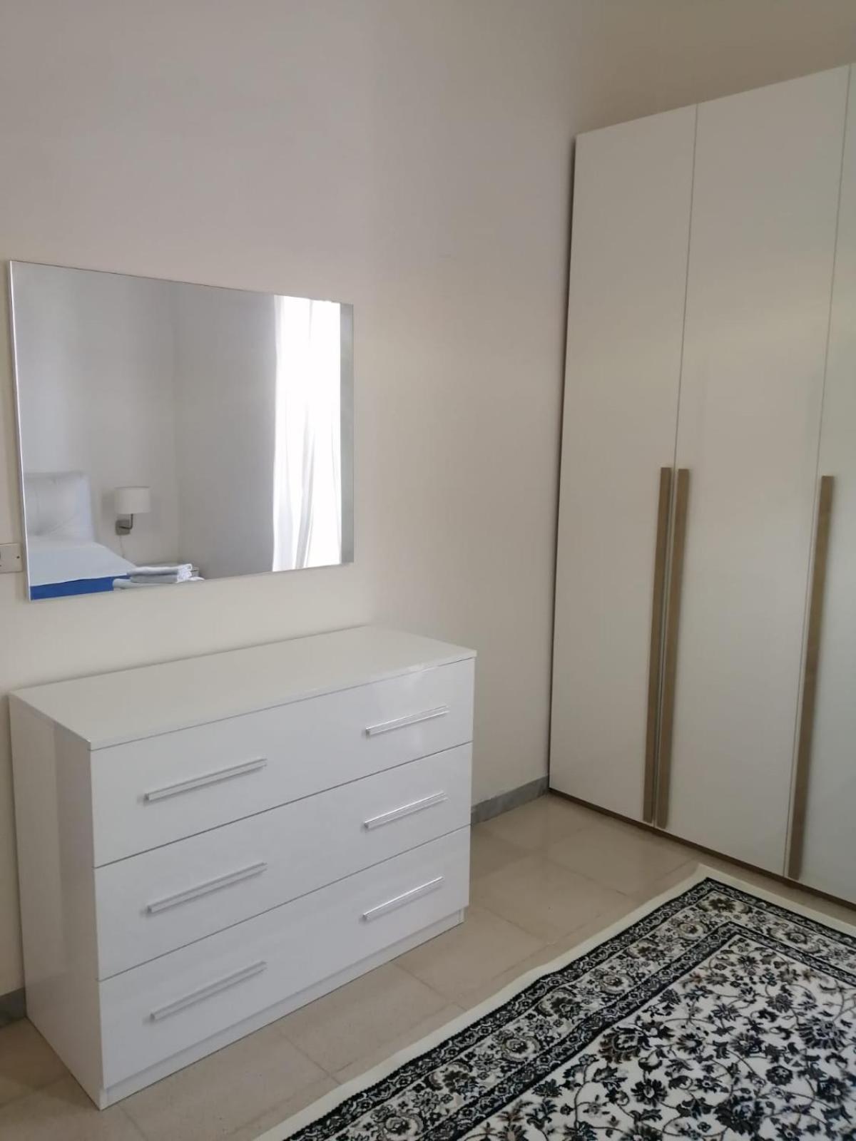 Studio with Terrace - Photo 8