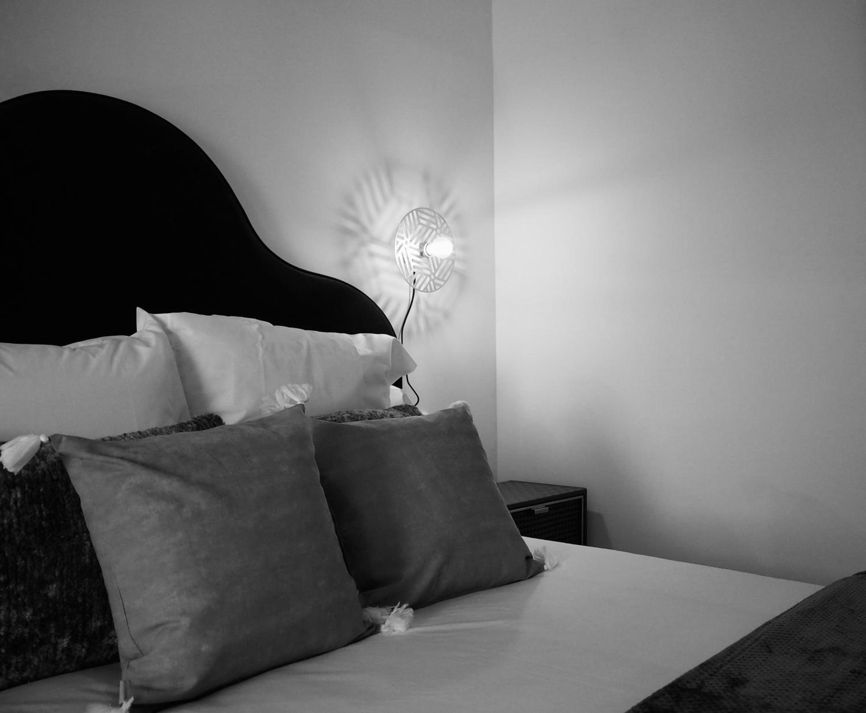 One-Bedroom Apartment photo 3