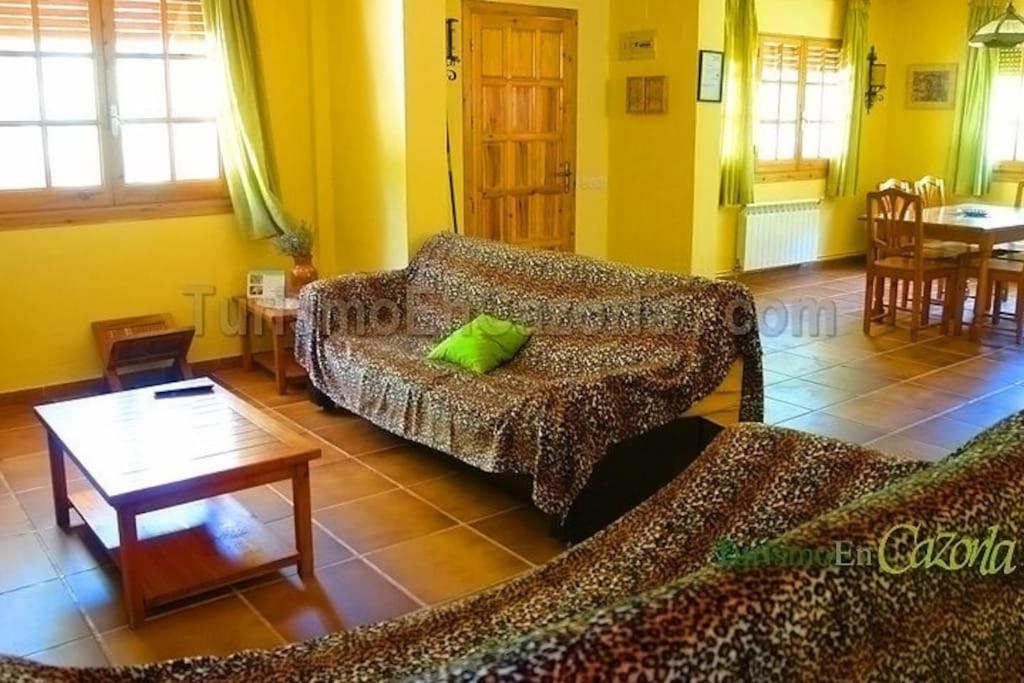 Casa de cuatro habitaciones