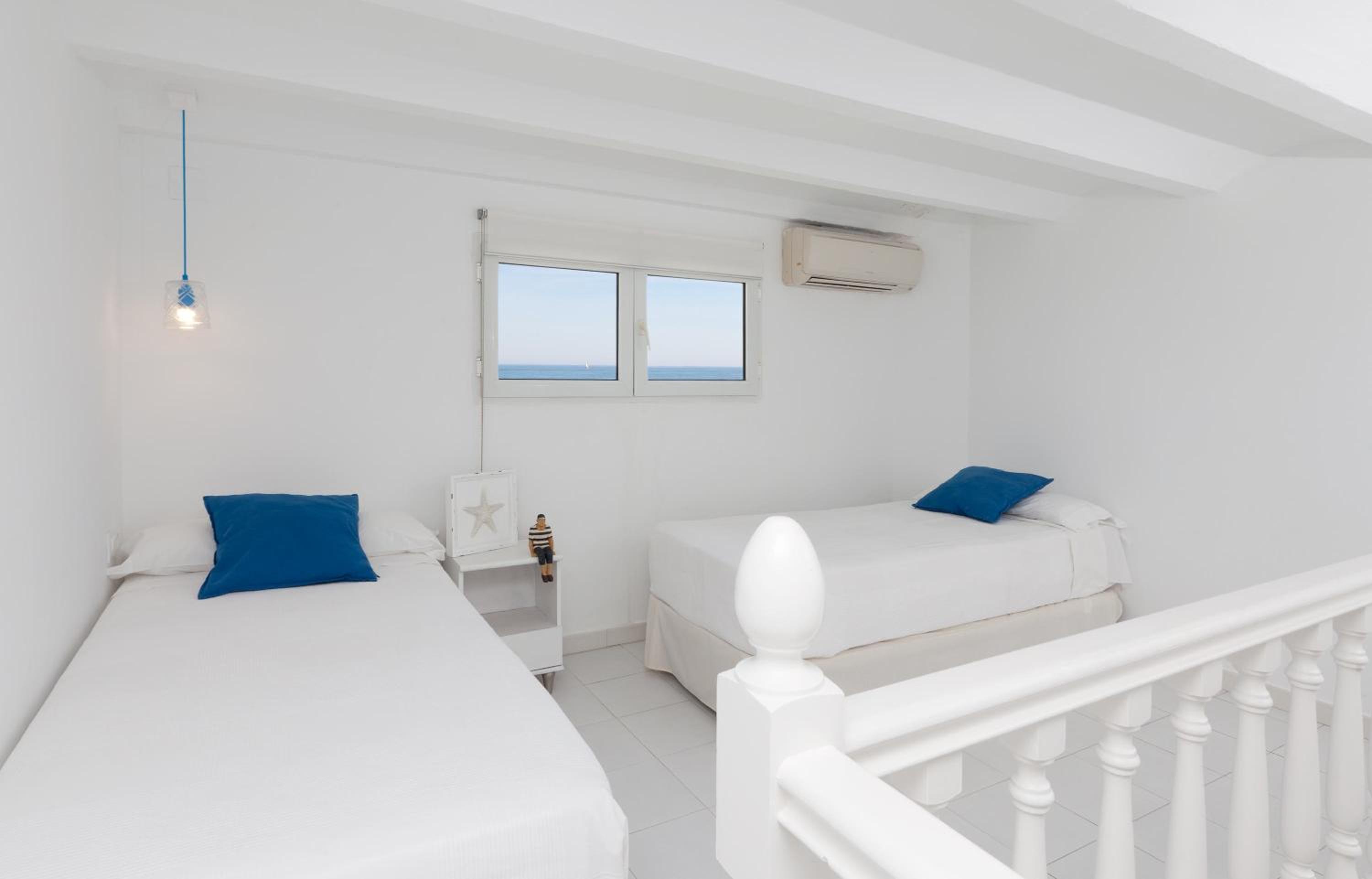 Apartment with Sea View photo 3