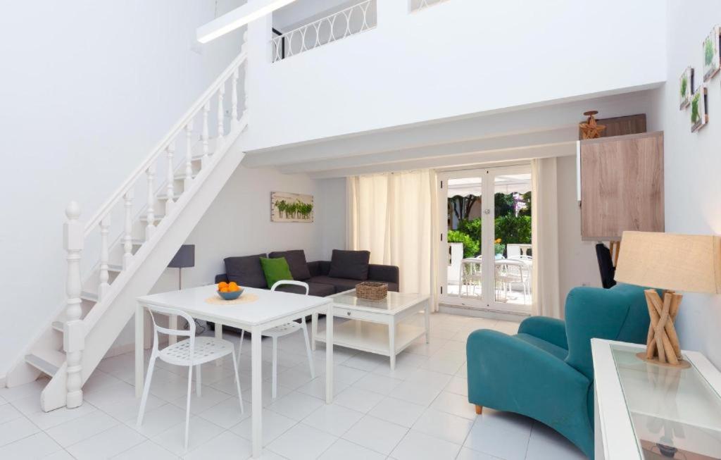 Apartamento con vista al jardín