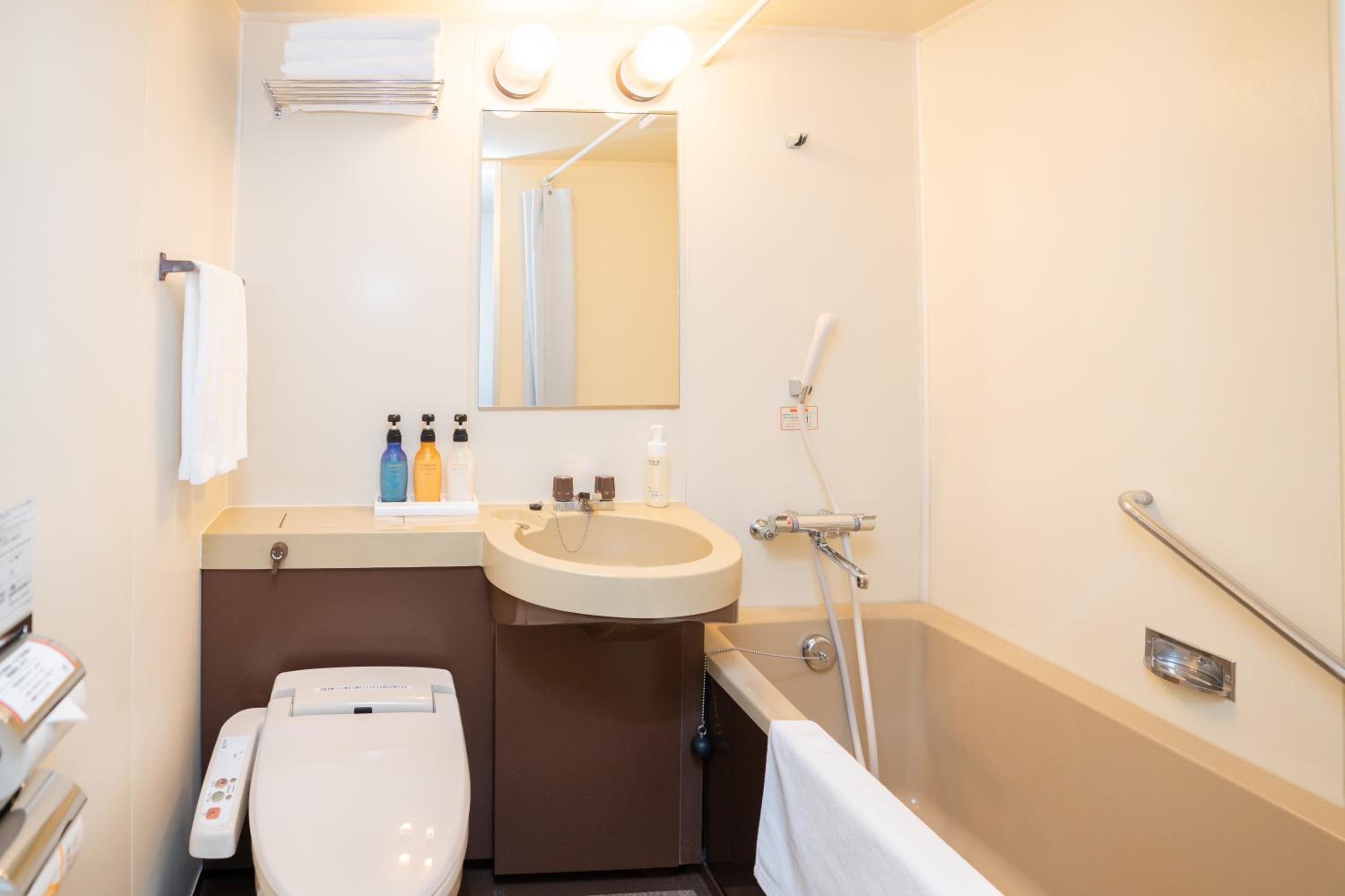 Superior Twin Room - Non-Smoking - Photo 7