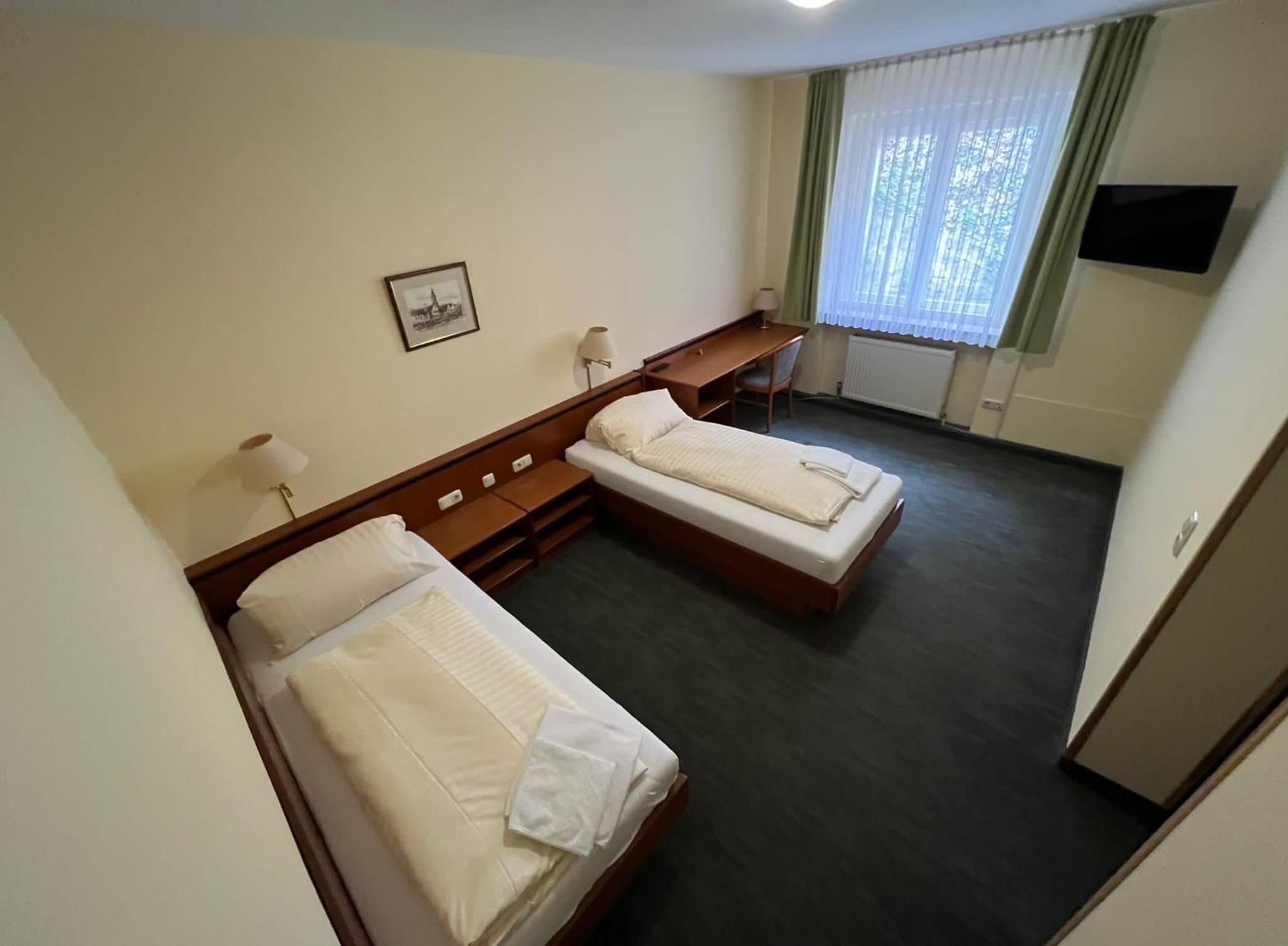 Double Room - Photo 3