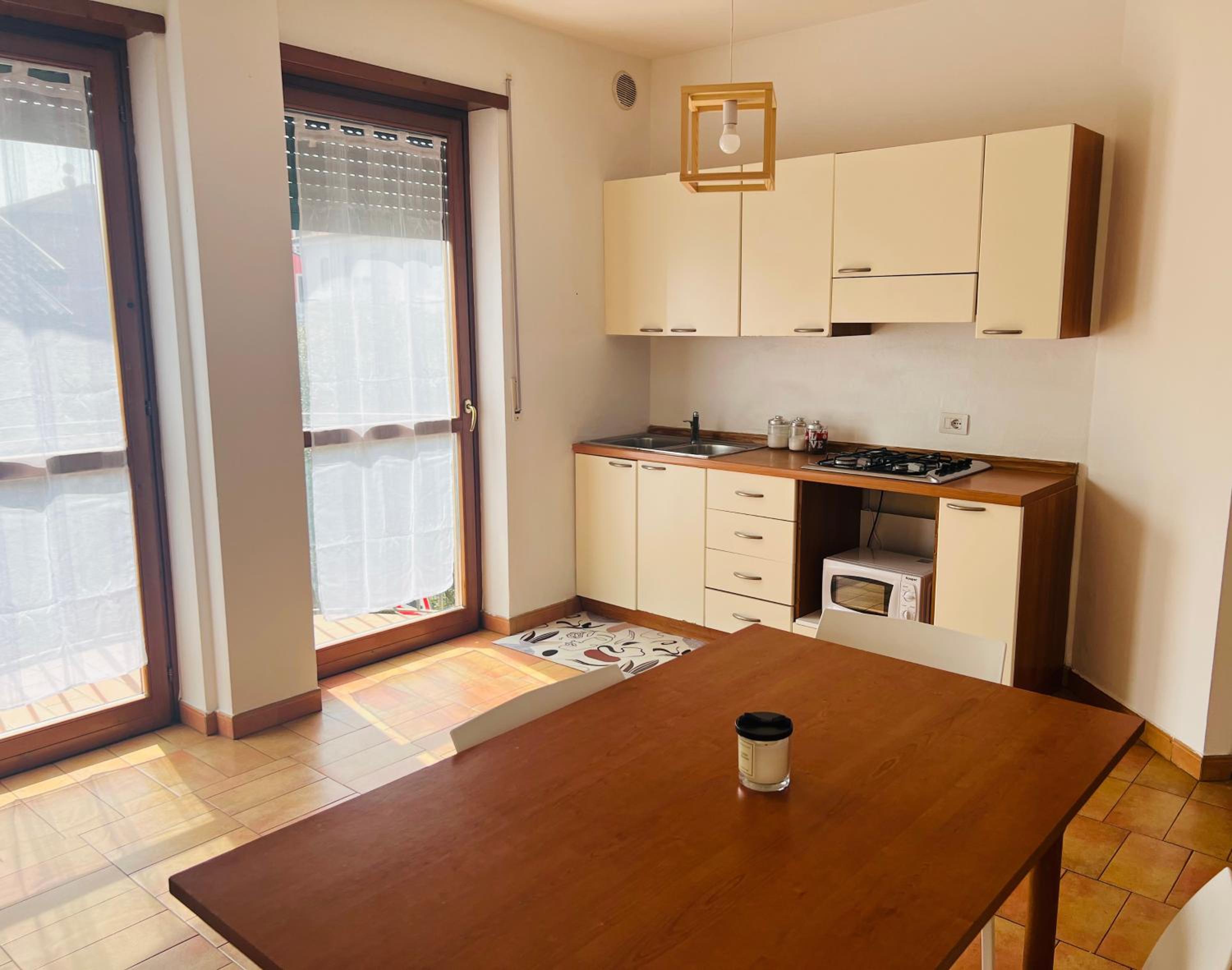 One-Bedroom Apartment - Photo 7