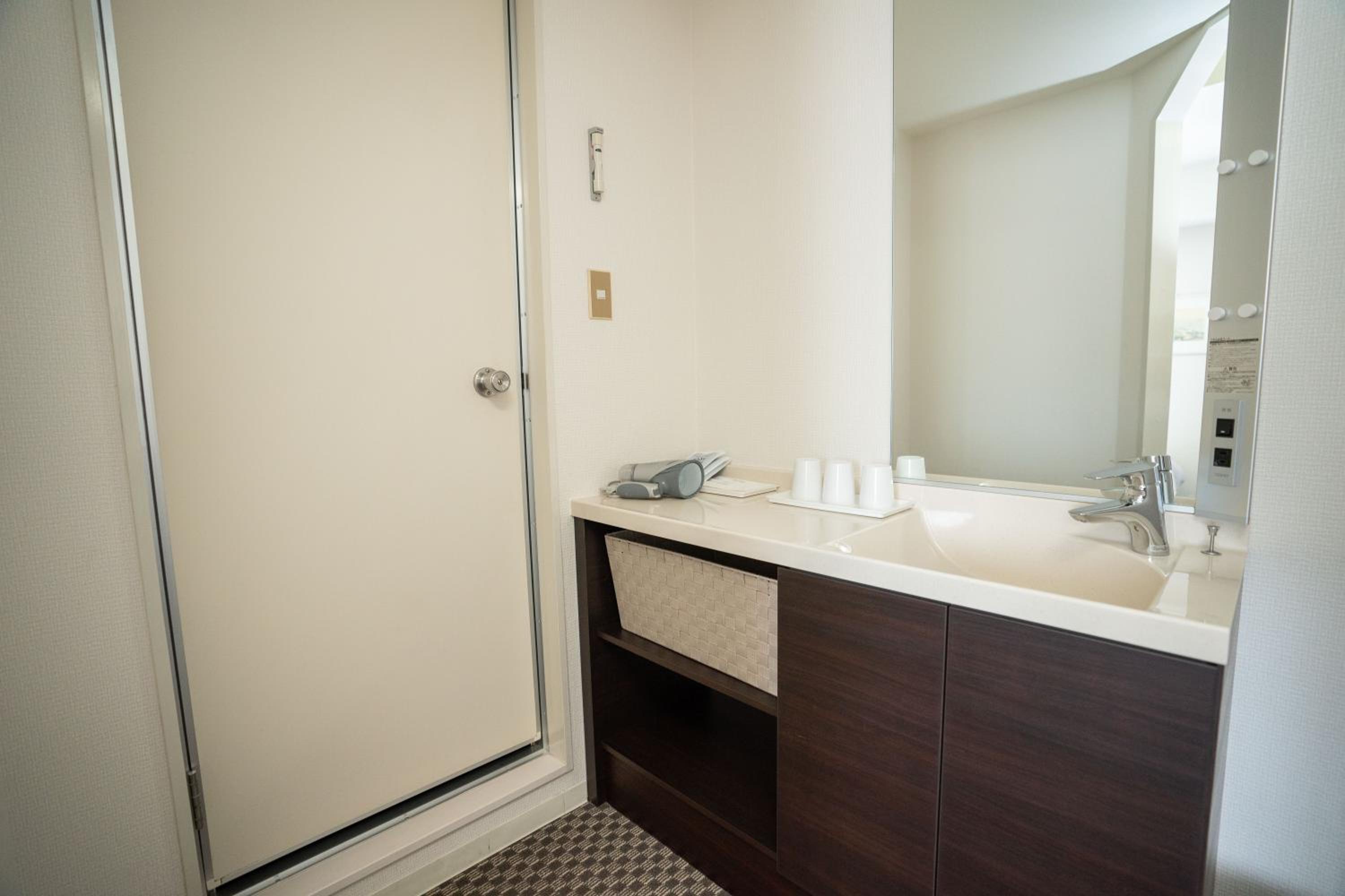 Superior Twin Room - Non-Smoking - Photo 3