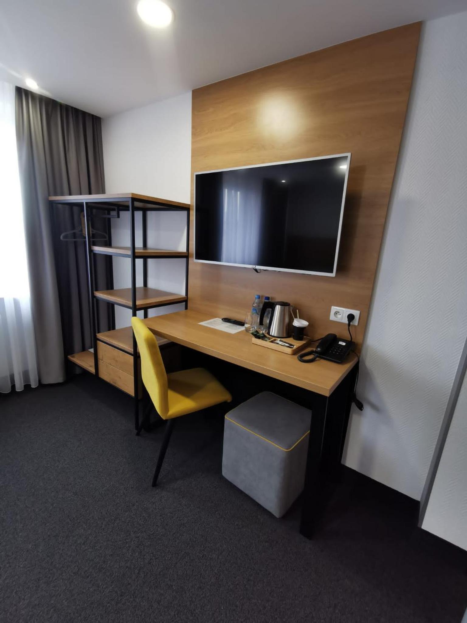 Double or Twin Room - Photo 29