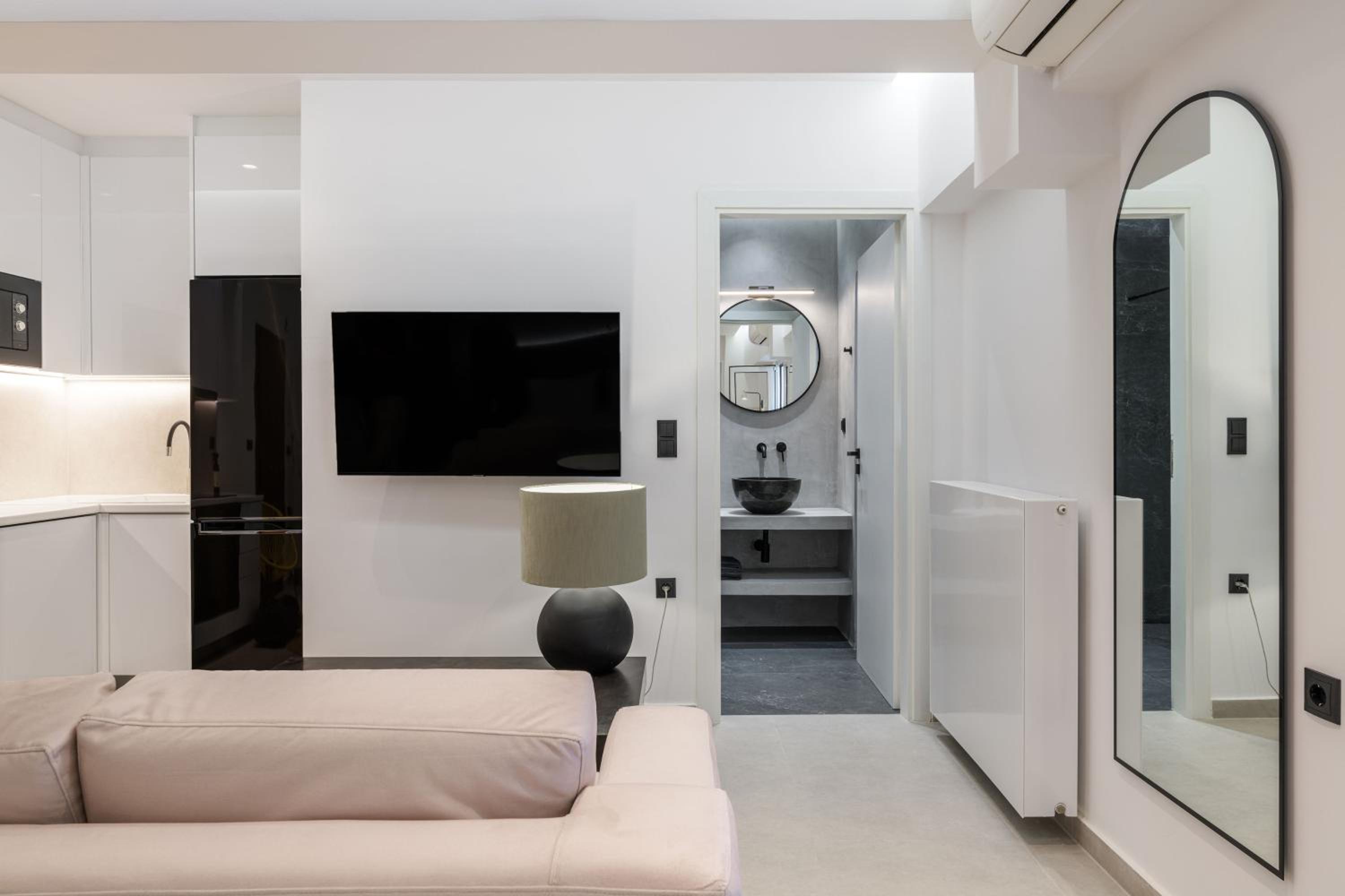 One-Bedroom Apartment