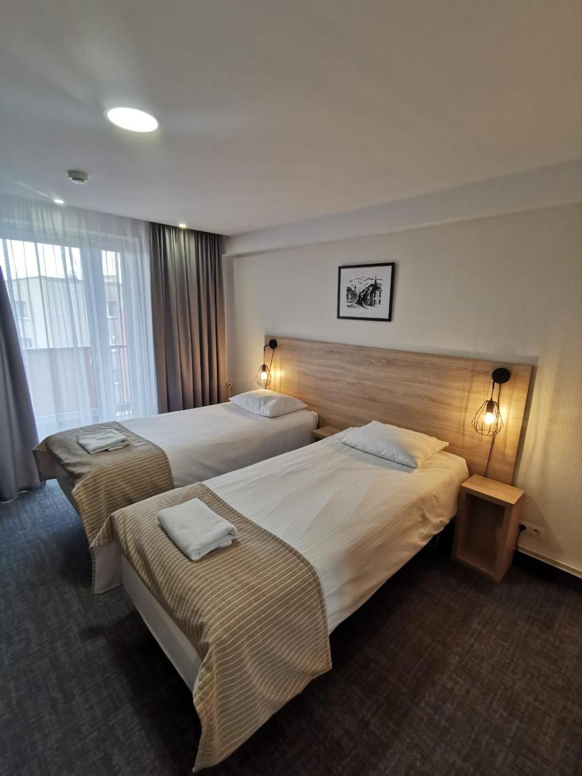 Double or Twin Room - Photo 30