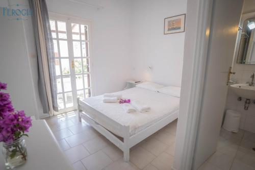 Deluxe Double or Twin Room with Sea View photo 2