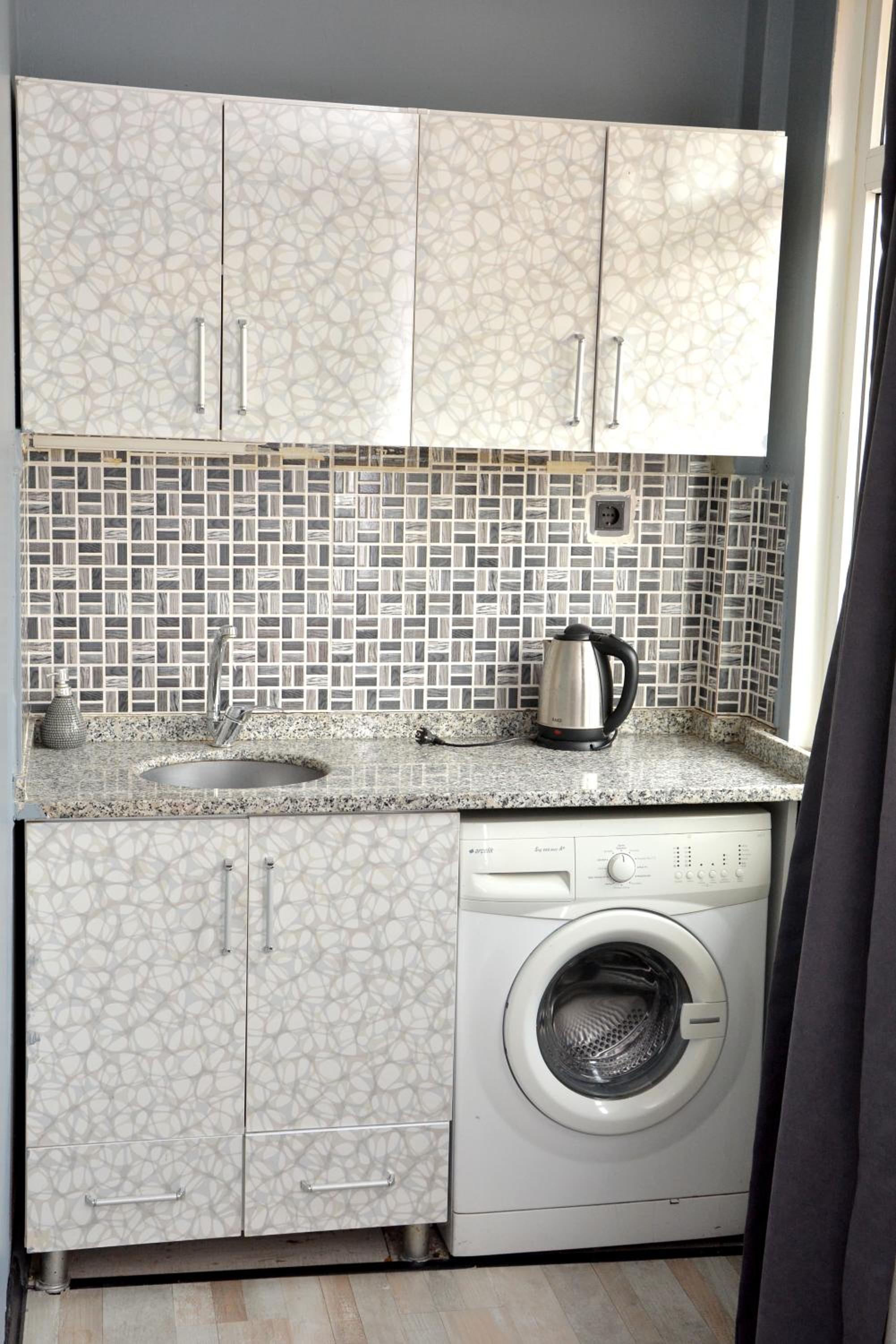 Apartment photo 2