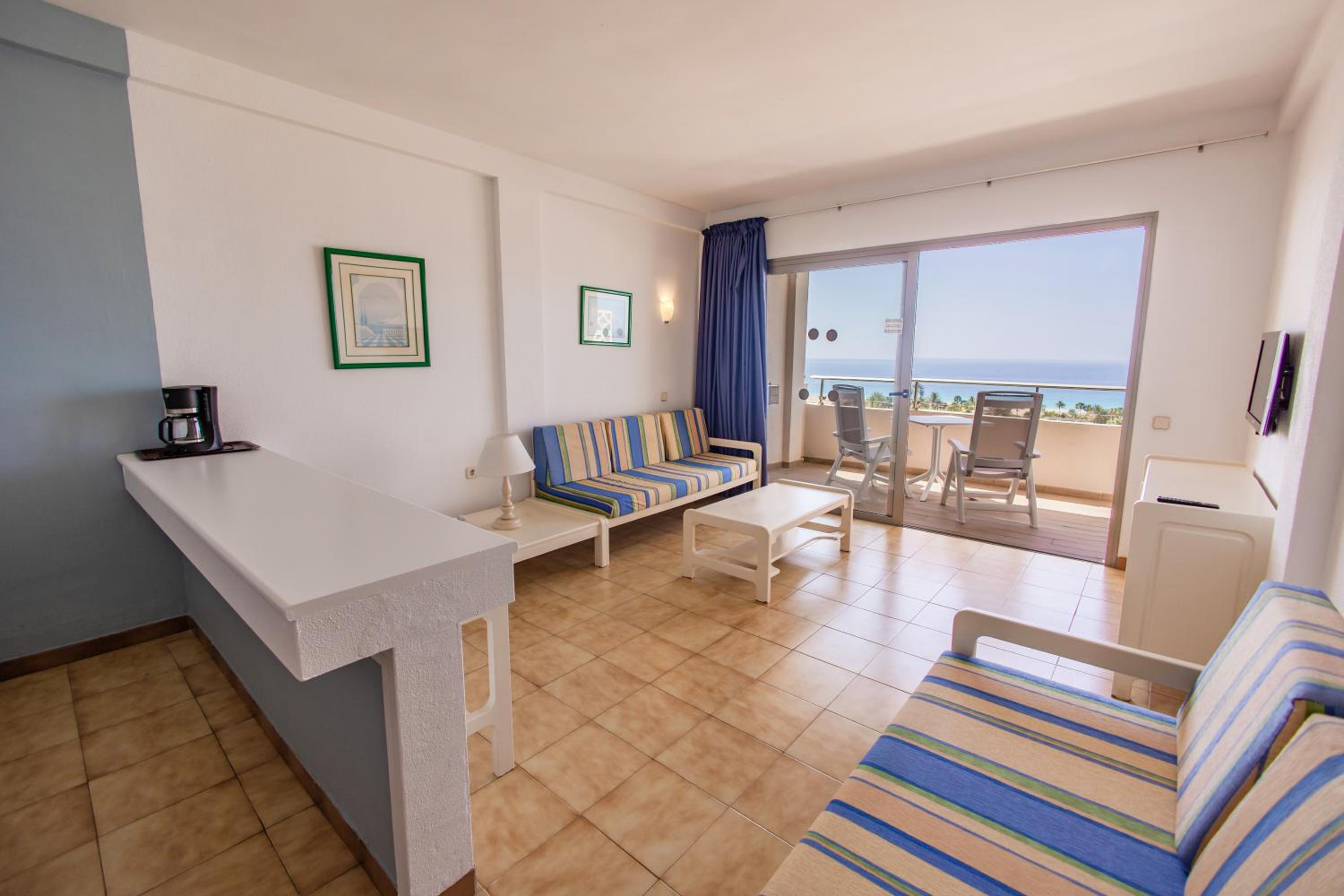 One-Bedroom Apartment With Sea View (1 Adult) - Photo 1