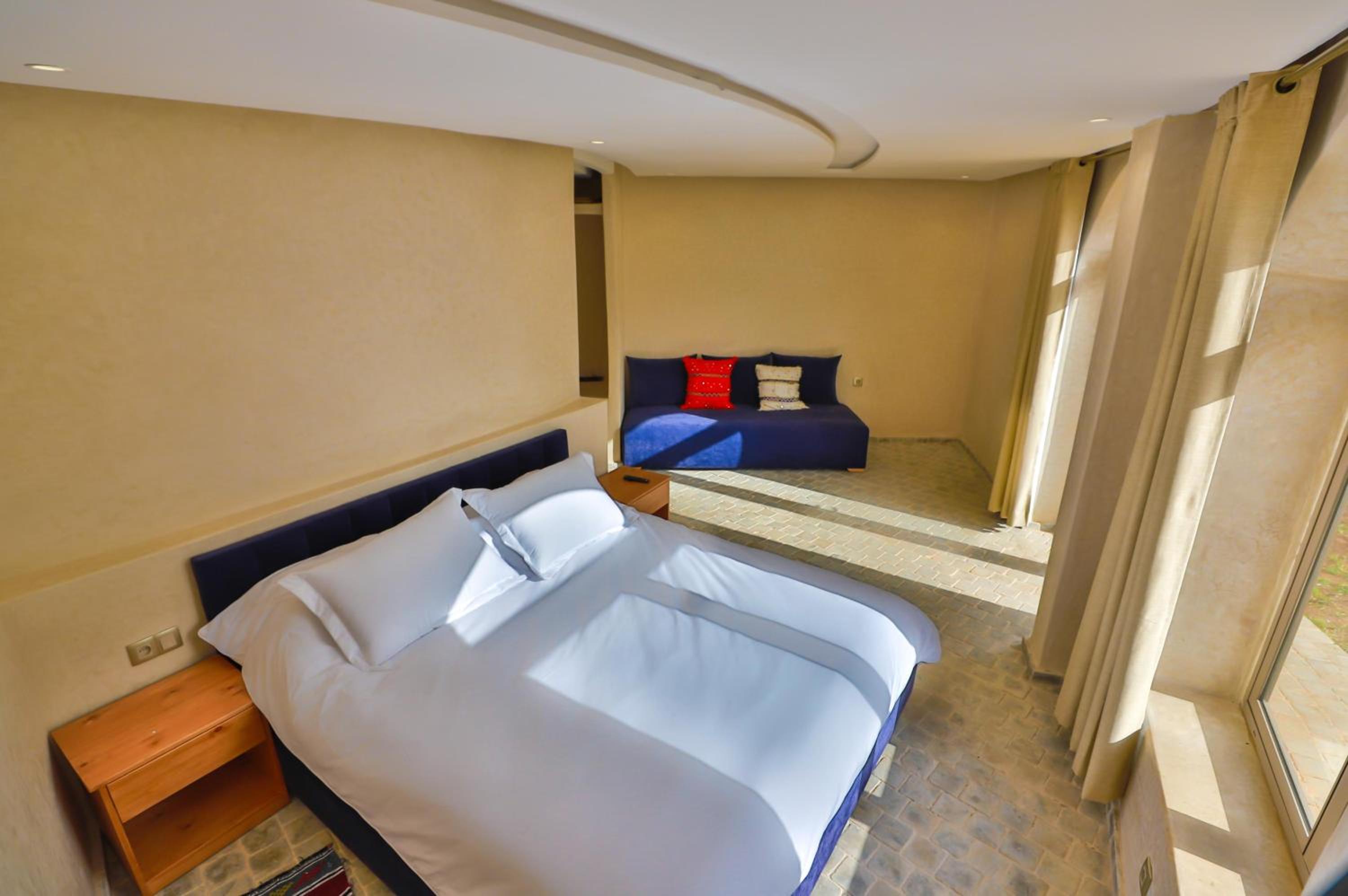 Double Room - Photo 2