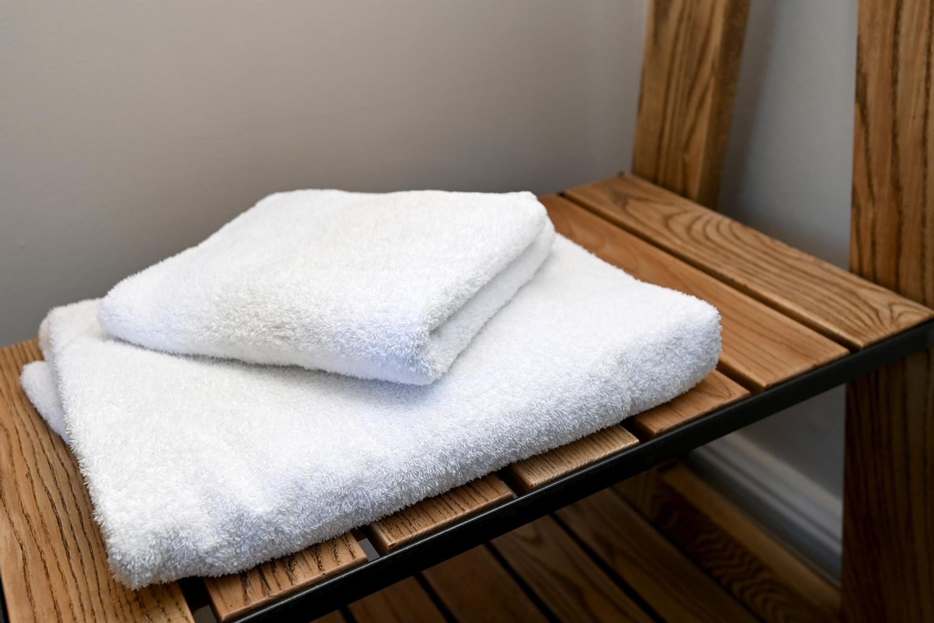 Standard Double Room - Photo 7