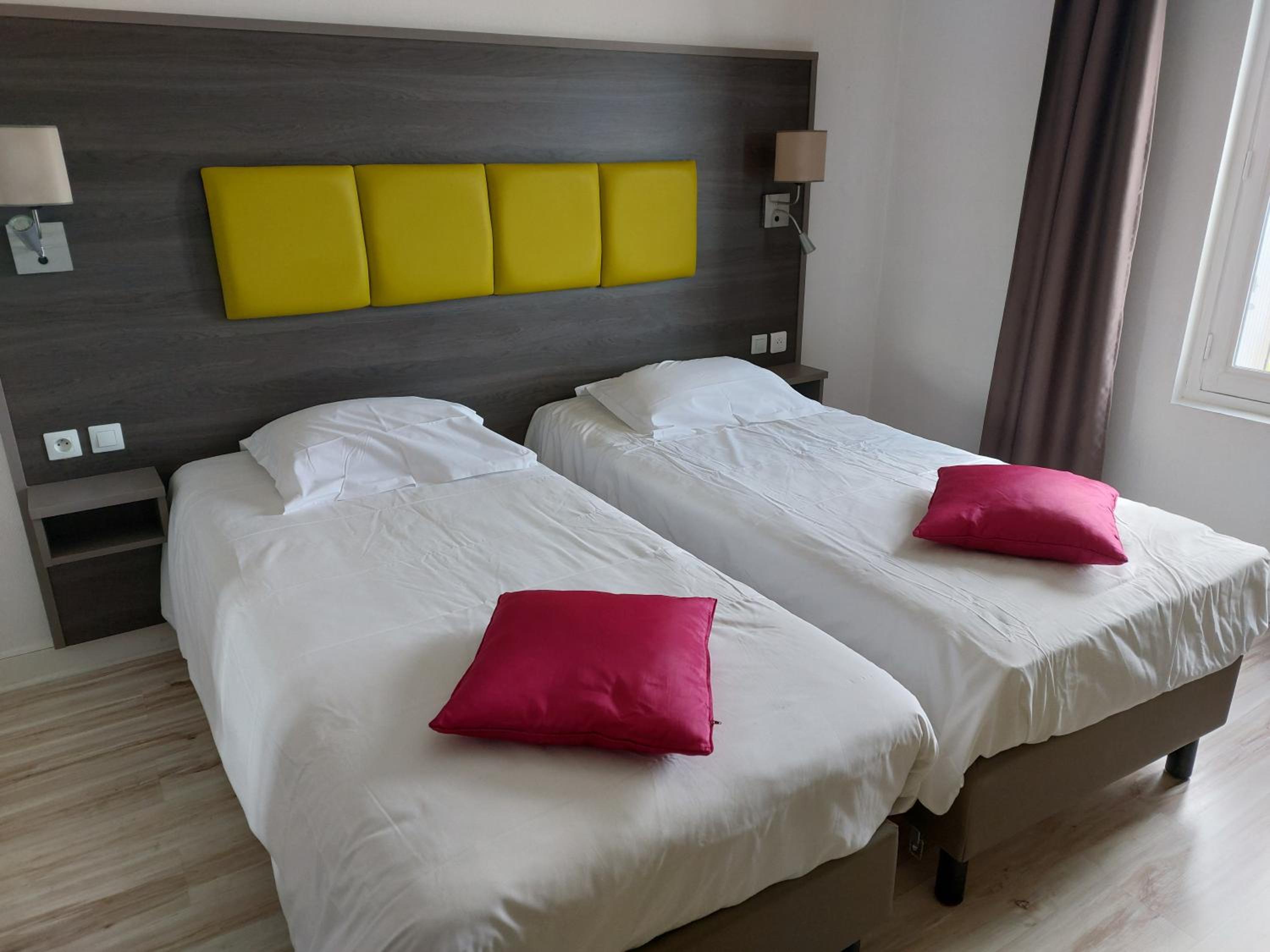 Comfort Twin Room - Photo 1