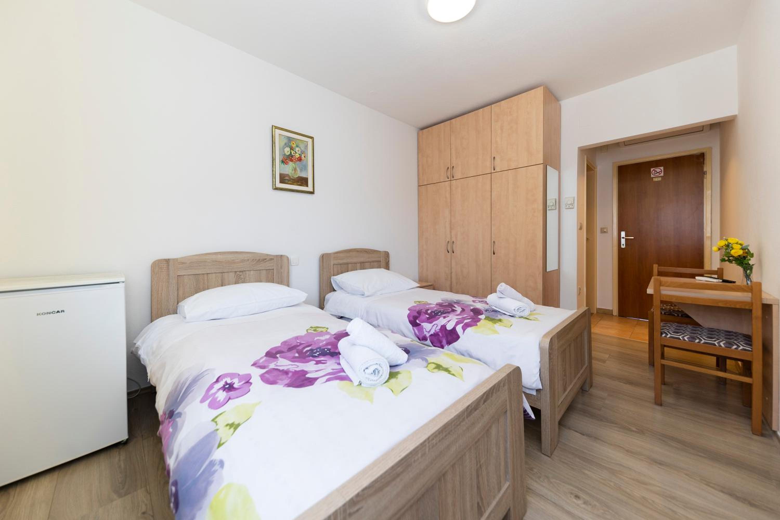 Double Room photo 3