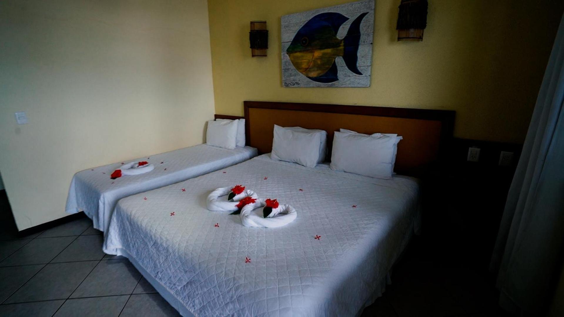 Standard Triple Room with Sea View photo 2