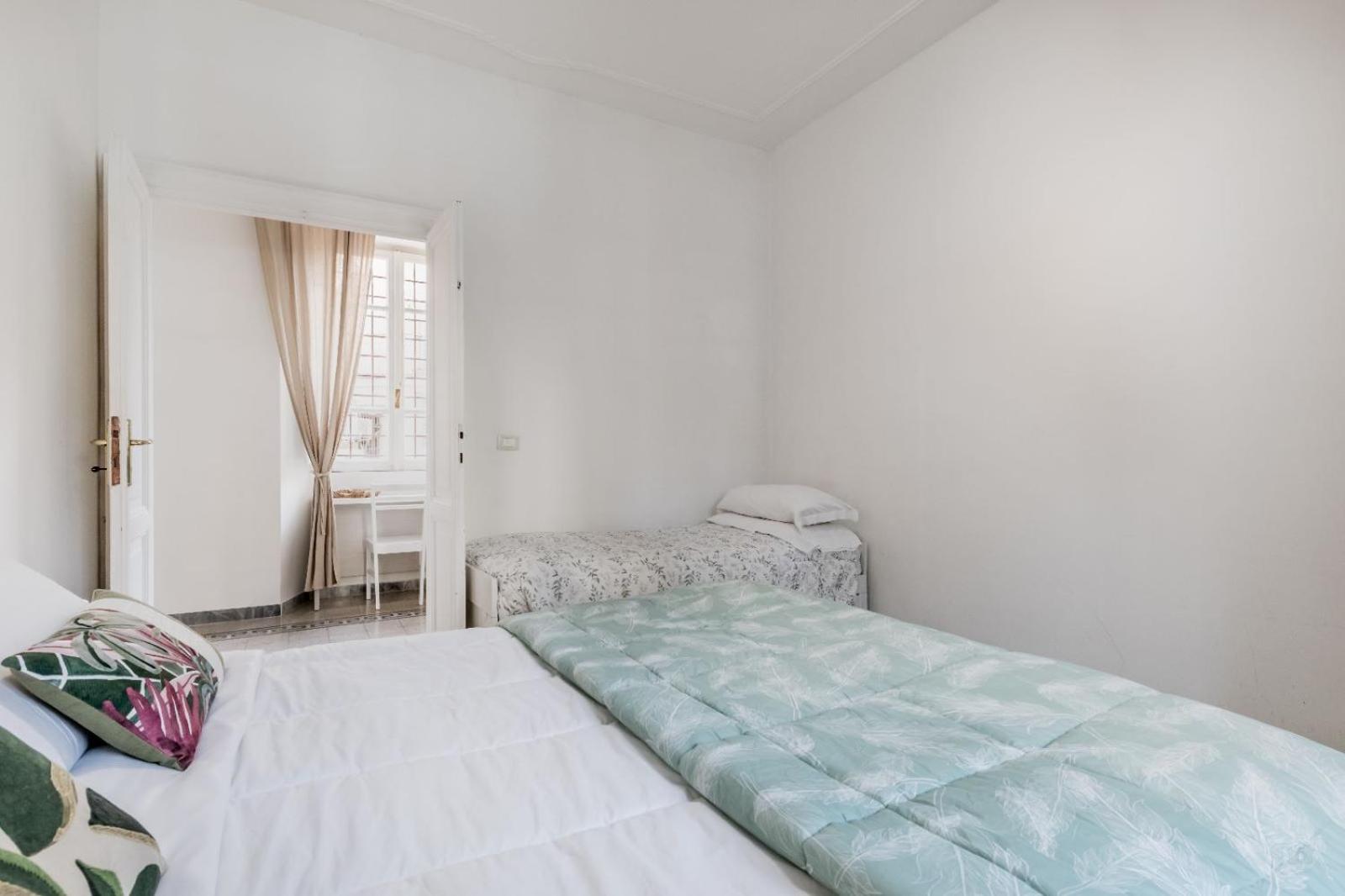 Two-Bedroom House photo 3