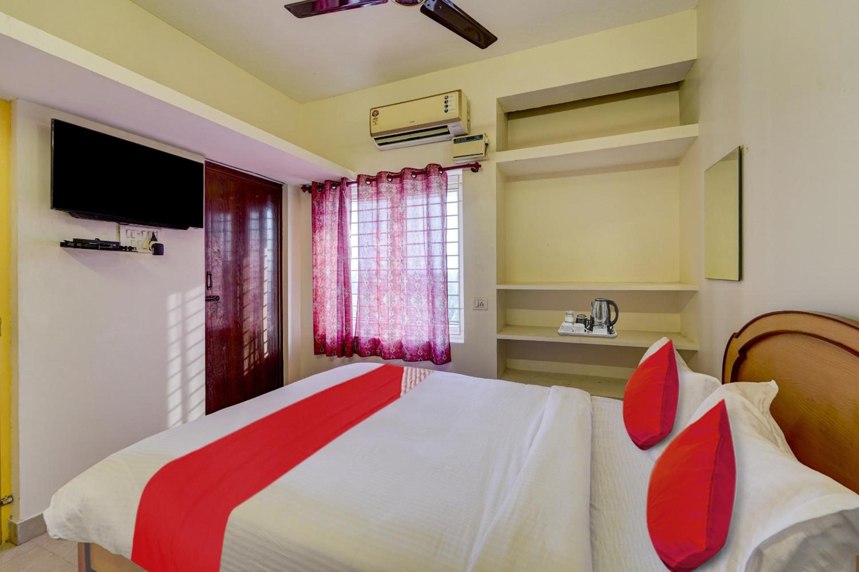 Standard Double Room - Photo 6