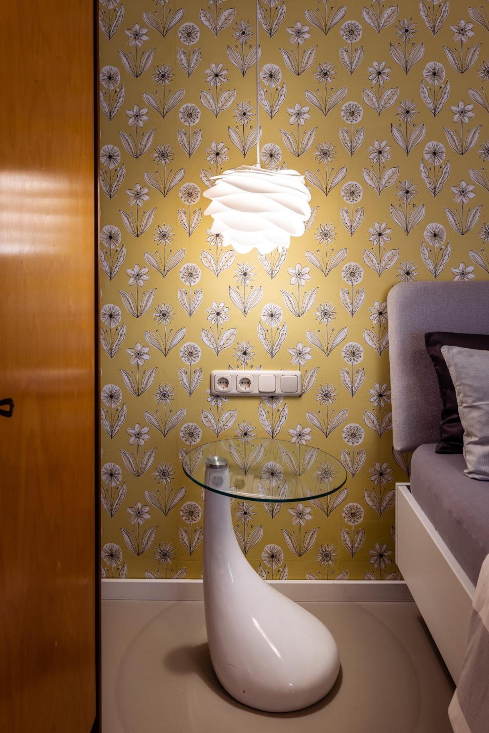 Three-Bedroom Apartment - Photo 7