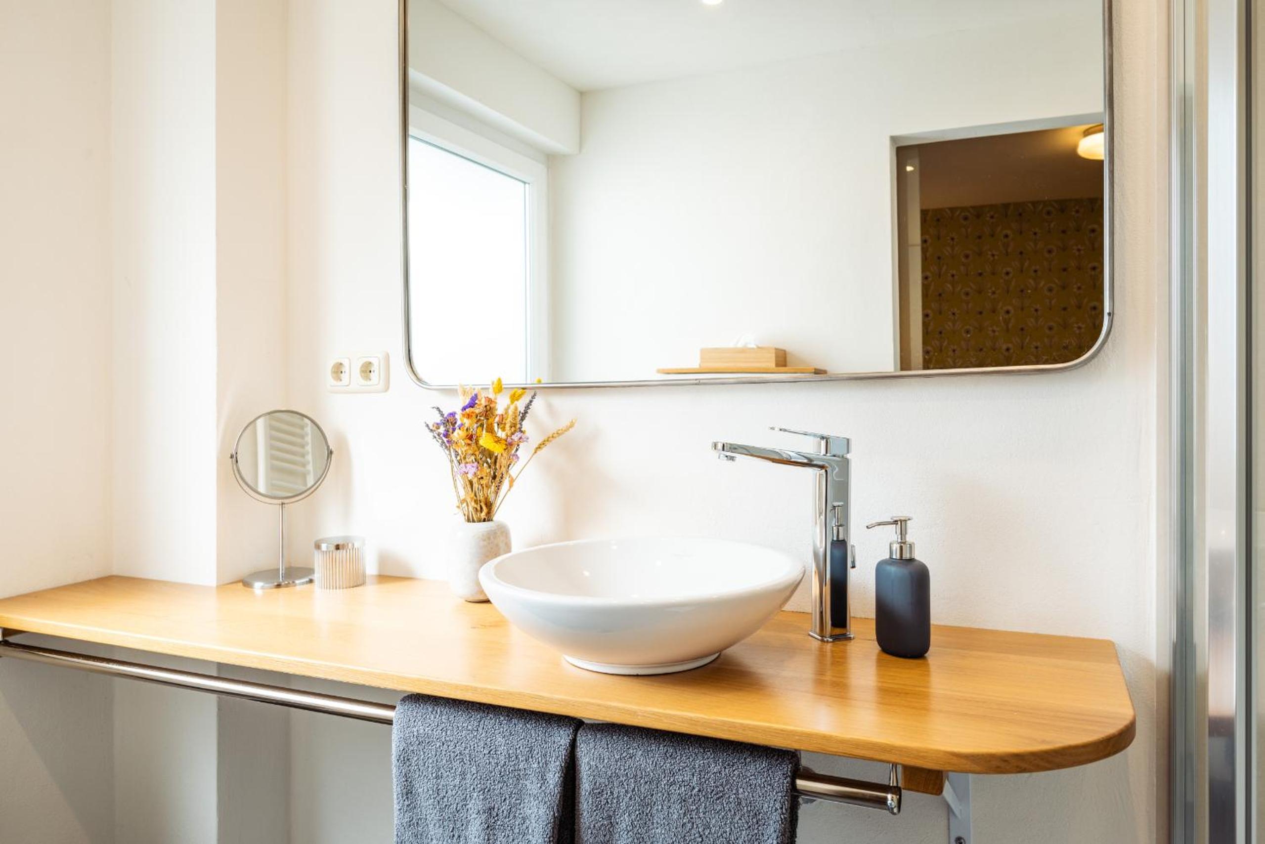 Three-Bedroom Apartment - Photo 8