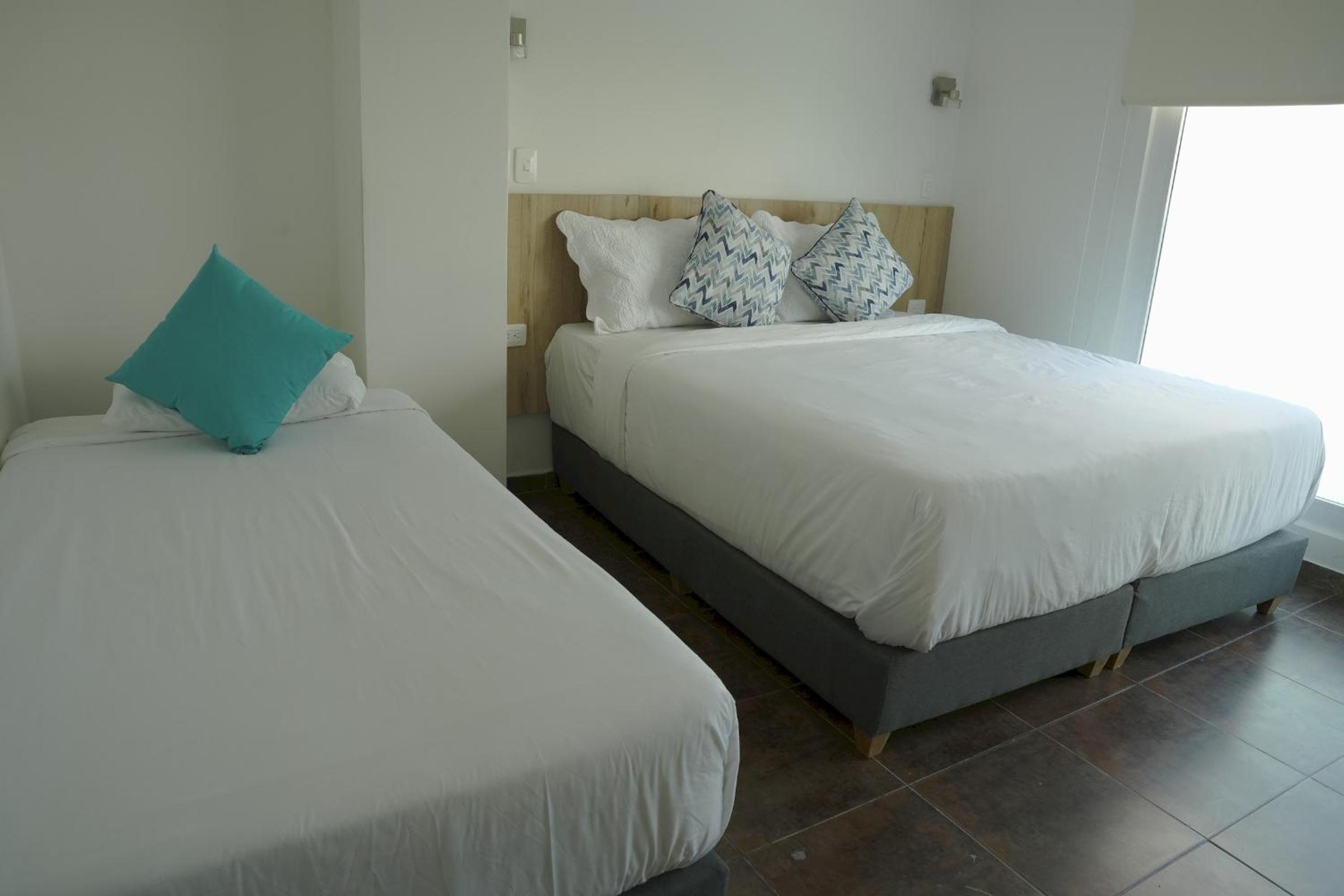 Family Room - Photo 7