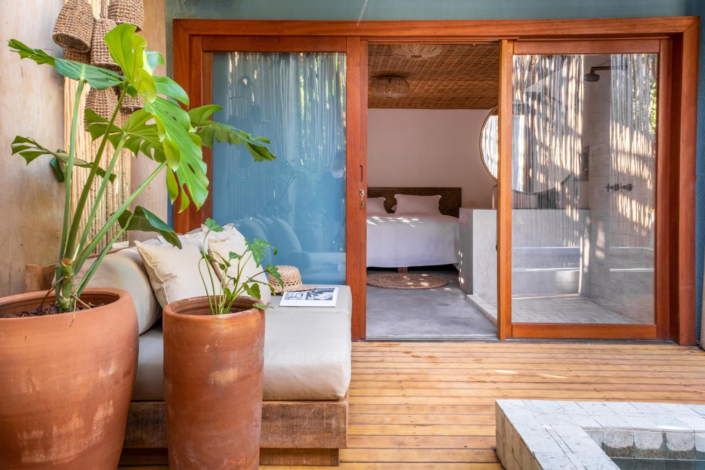 Deluxe Double Room with Balcony photo 1