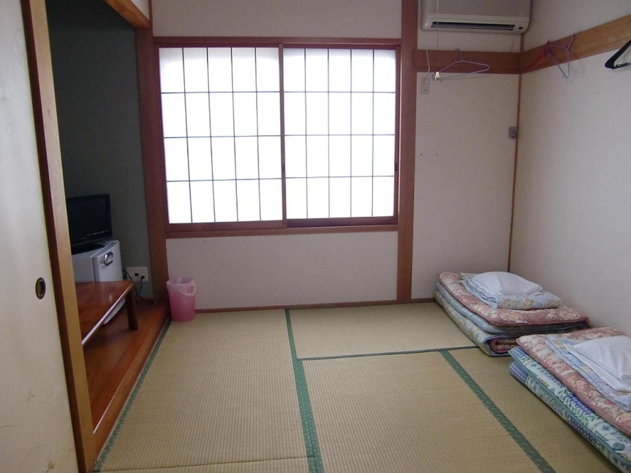 Japanese-Style Twin Room