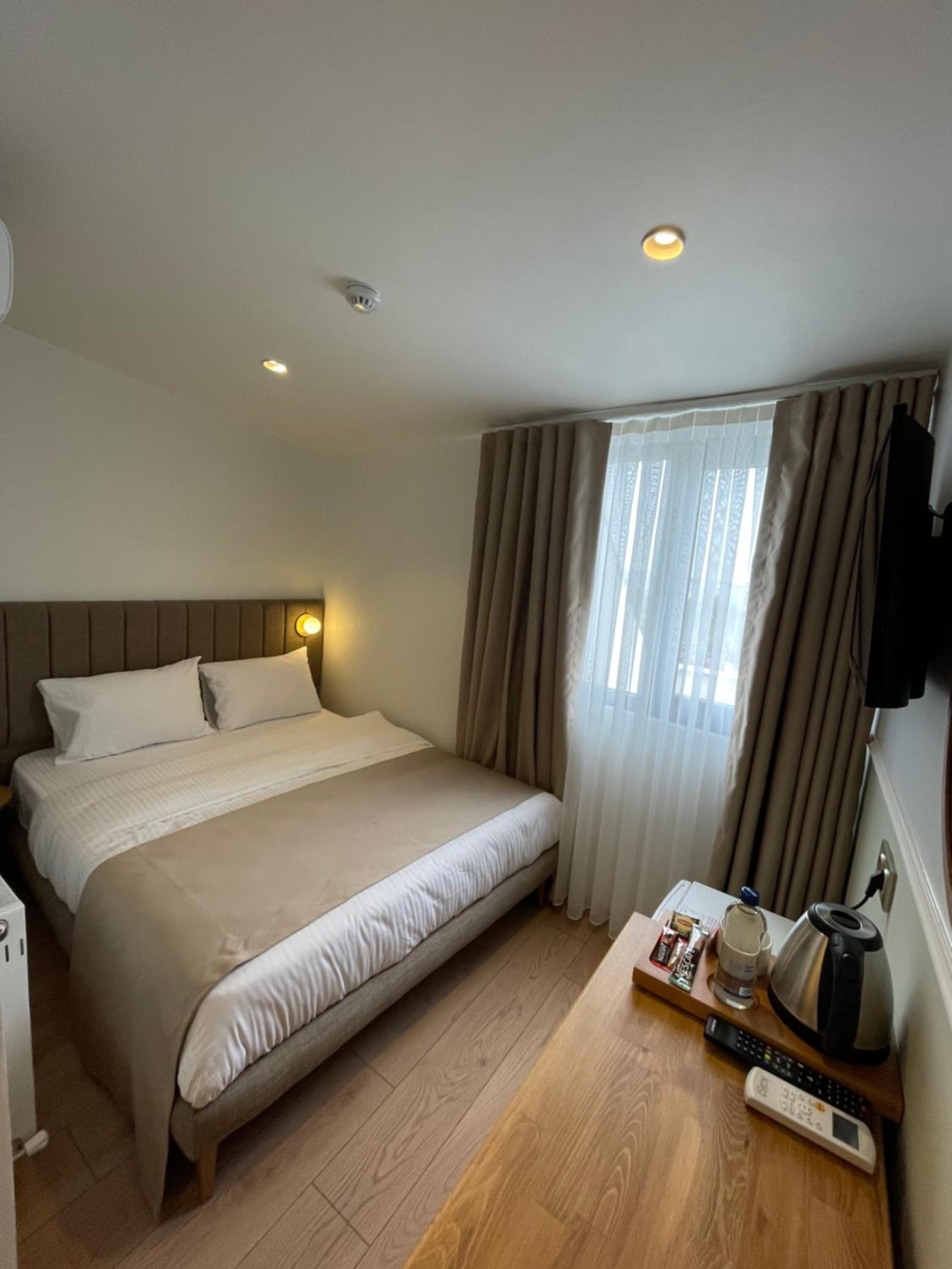 Budget Single Room