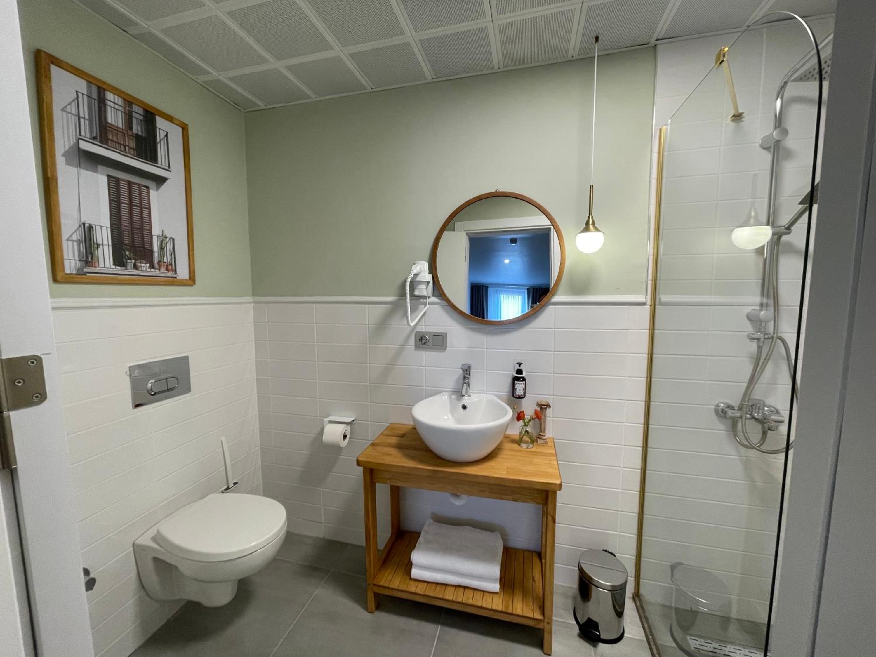Deluxe Double Room - Photo 4
