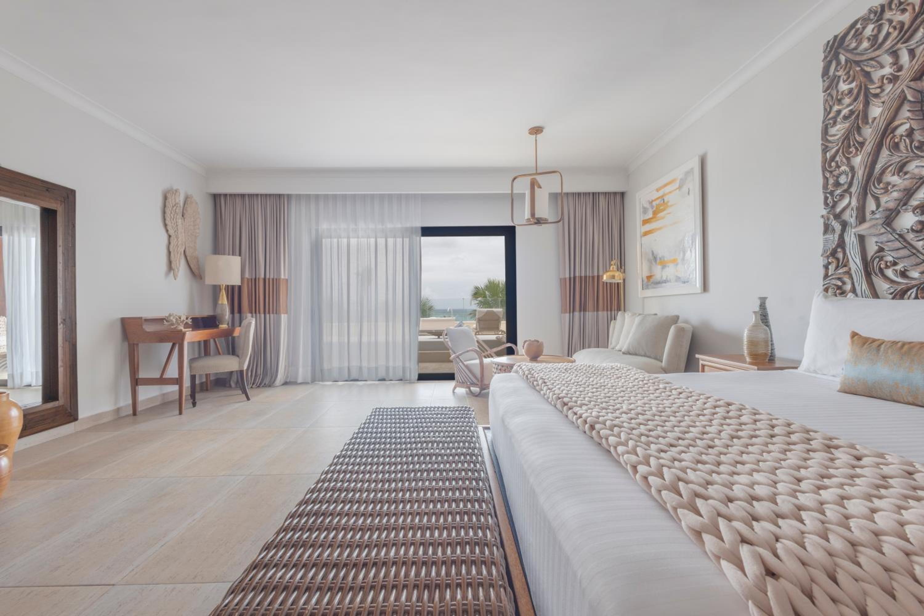 Premium, Junior Suite, 1 King, Ocean view, Balcony - Photo 3