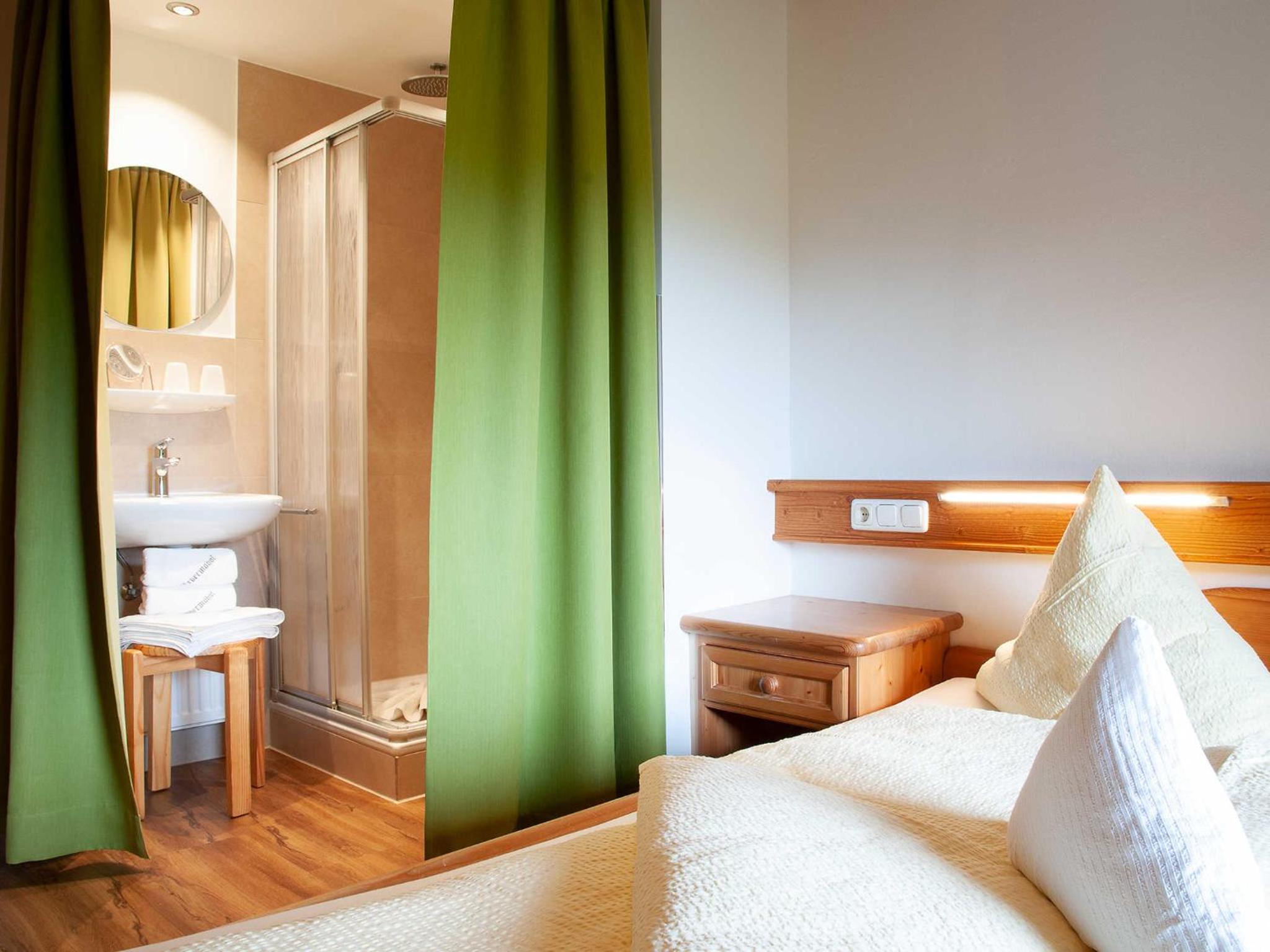 Single Room photo 3