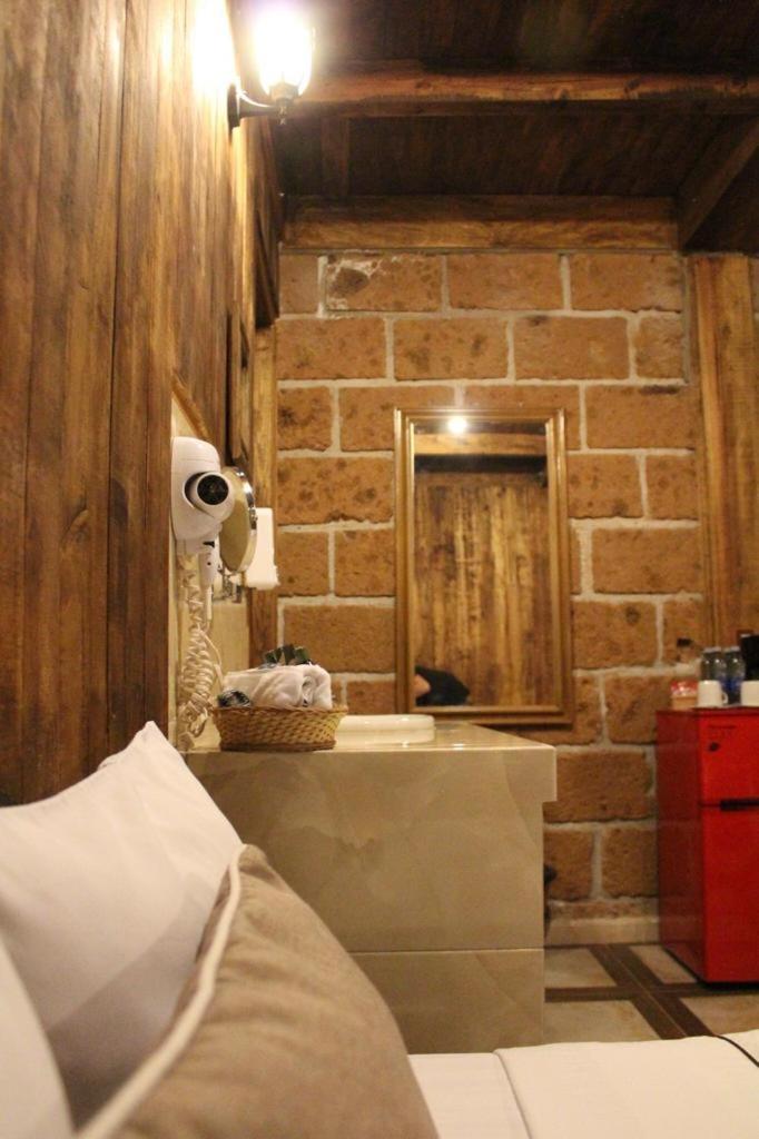 Junior Suite with Mountain View photo 3