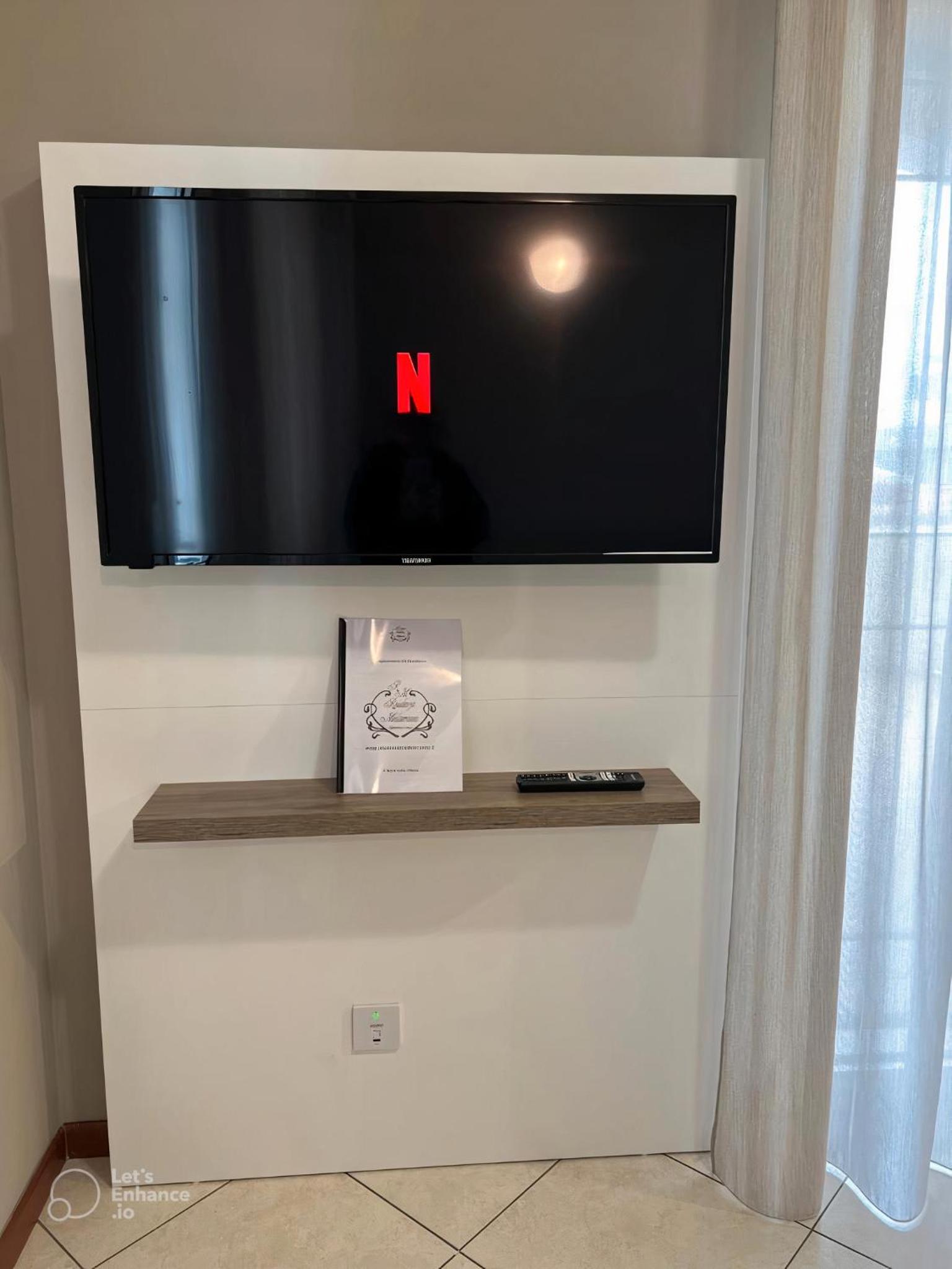 One-Bedroom Apartment (4 Adults)
