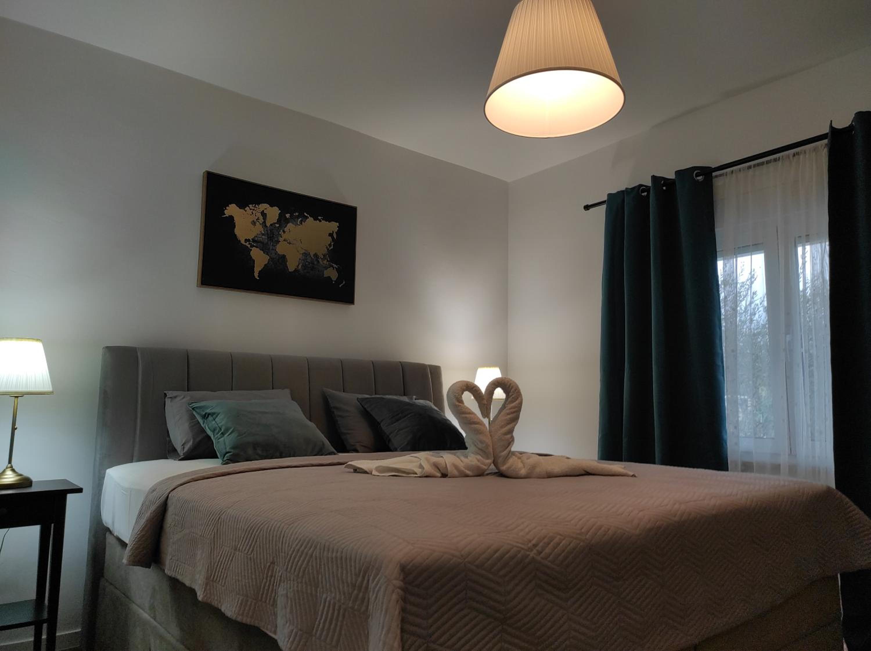 Apartment photo 1