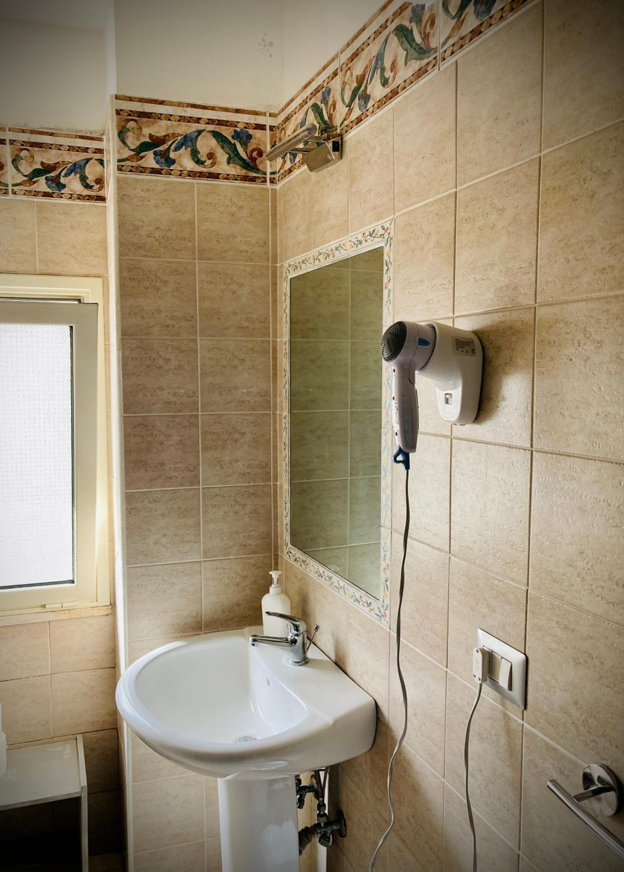 Double or Twin Room photo 2